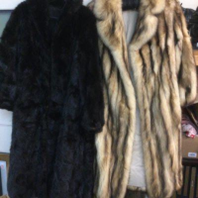 Two vintage fur coats. Shipping category C.