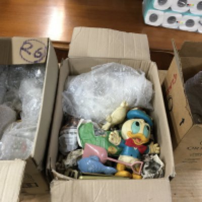 A collection of vintage items including vintage glasses, ashtrays, brass drawer handles etc