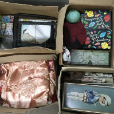 A Collection of vintage items including the merry game of floundering, a fez, cloth, childrens books including Enid Blyton books