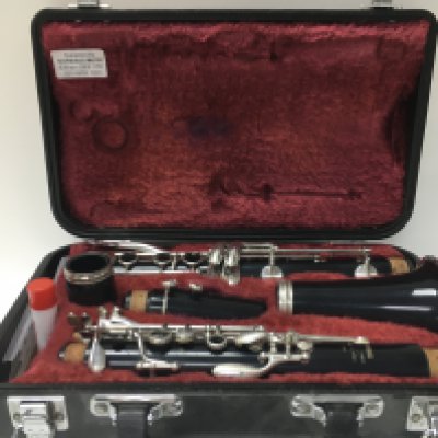 A cased Yamaha clarinet, postage category B