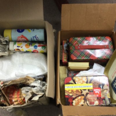 A collection of vintage items including a puck balloon pump, ceramic figures, a glass jug etc