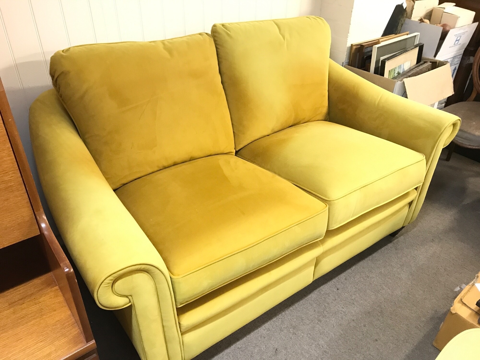 A Parker Knoll two seater Sofa. 166cm wide , 95cm long, 80cm tall TO BE SOLD WITHOUT RESERVE