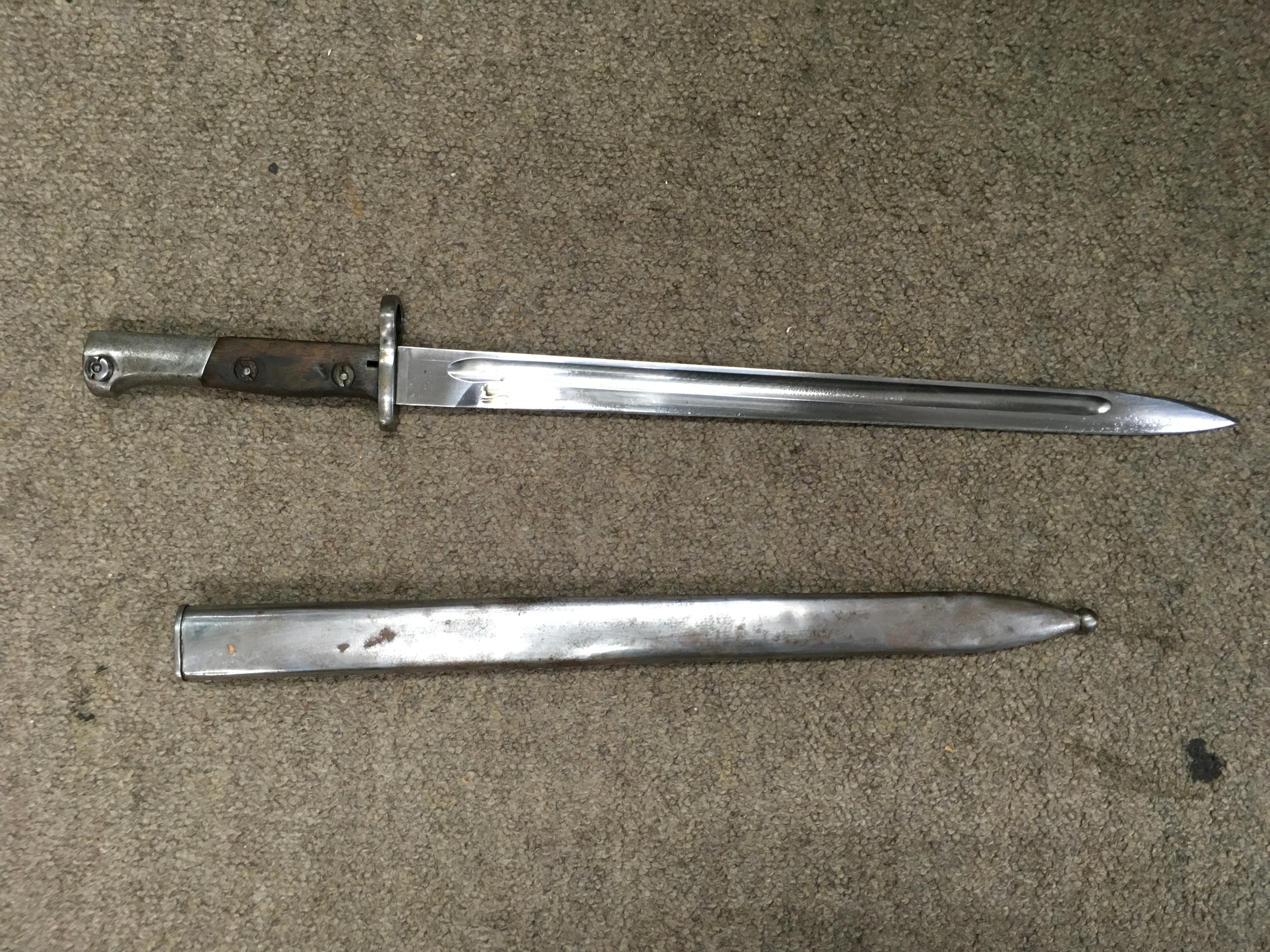 German WWII bayonet long version (mint blade)