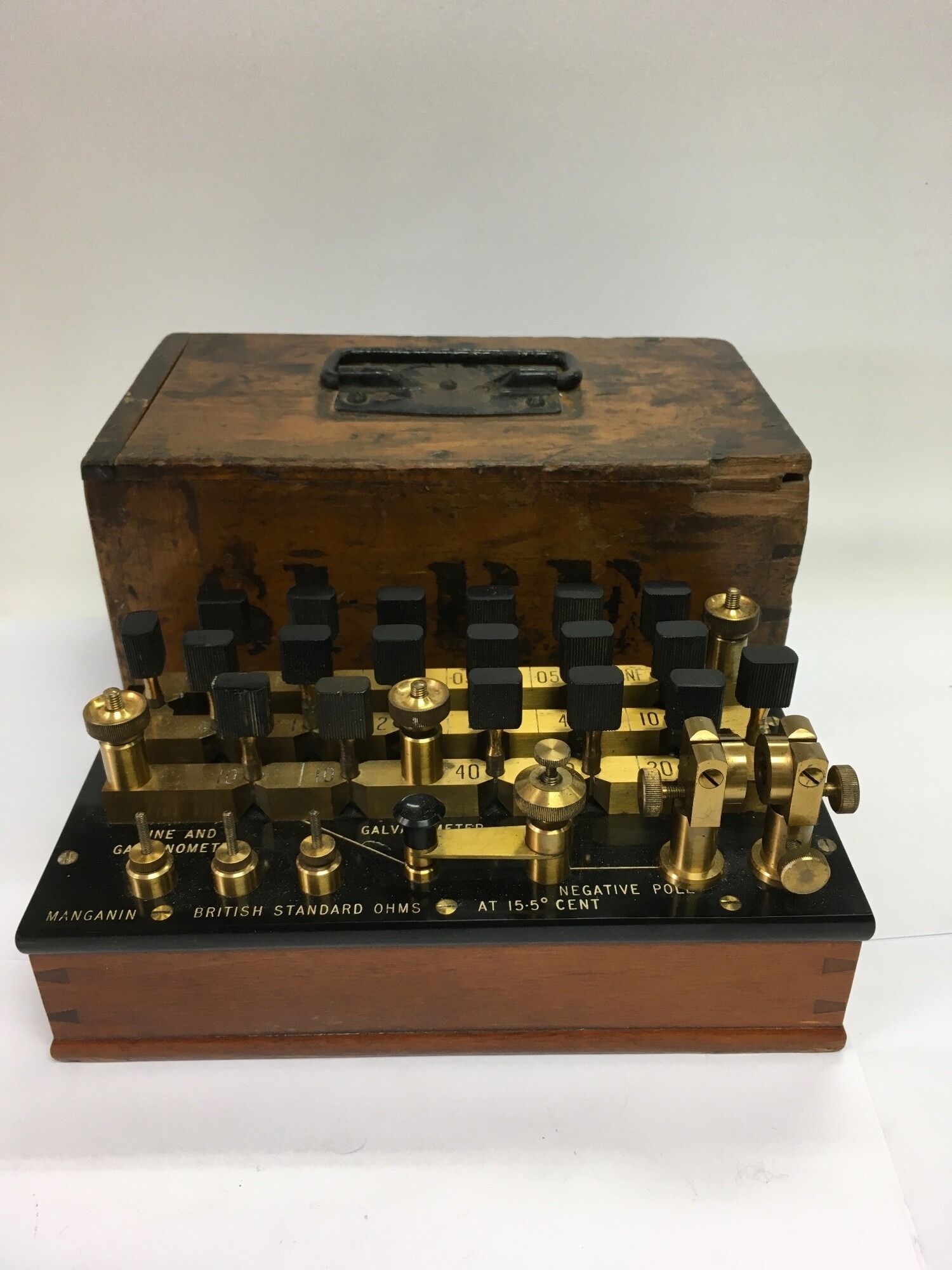 A WW1 military issue WG Pye & Co of London galvanometer, 1915. NO RESERVE