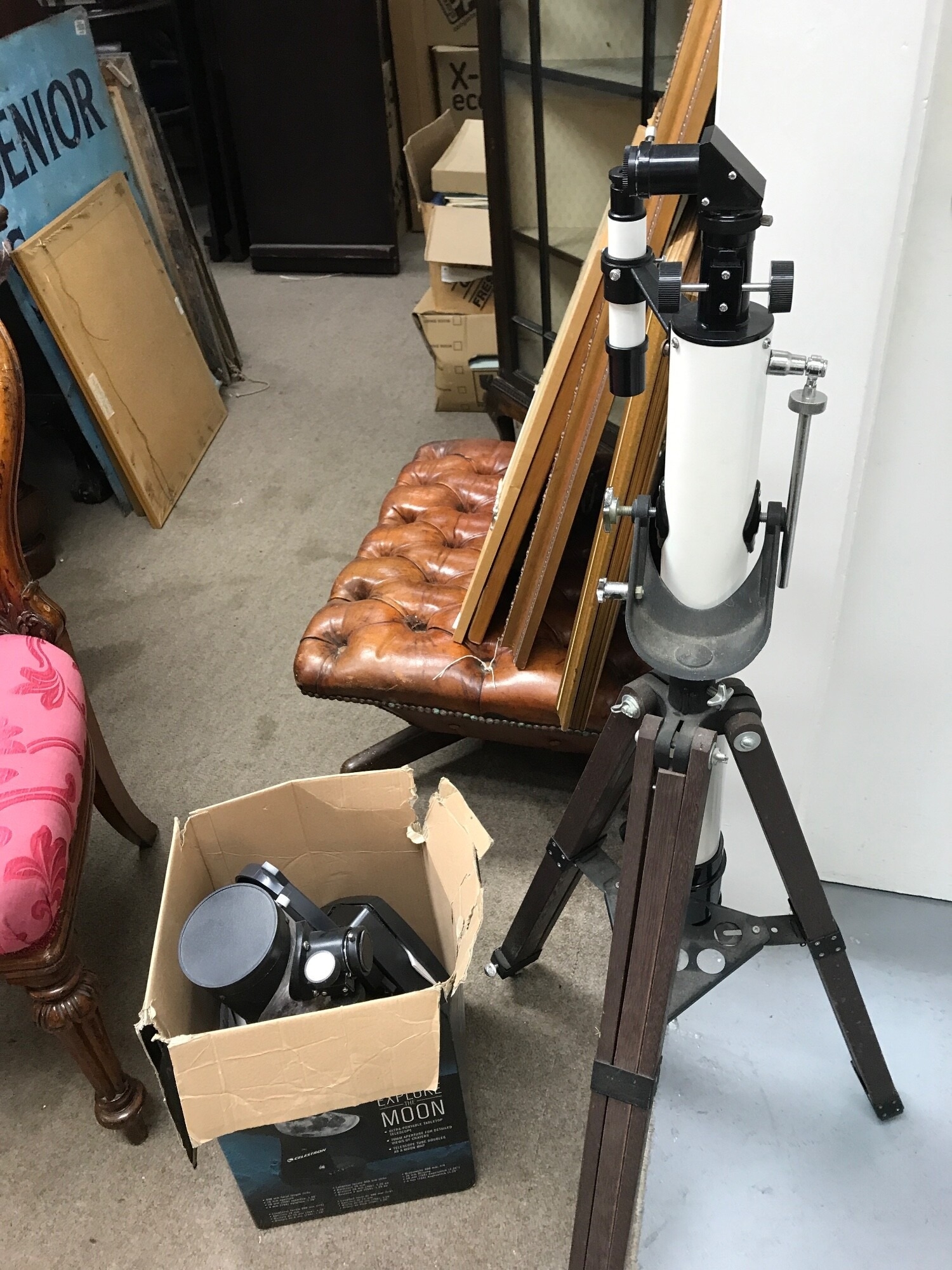 A white telescope and explore the moon telescope (2) NO RESERVE