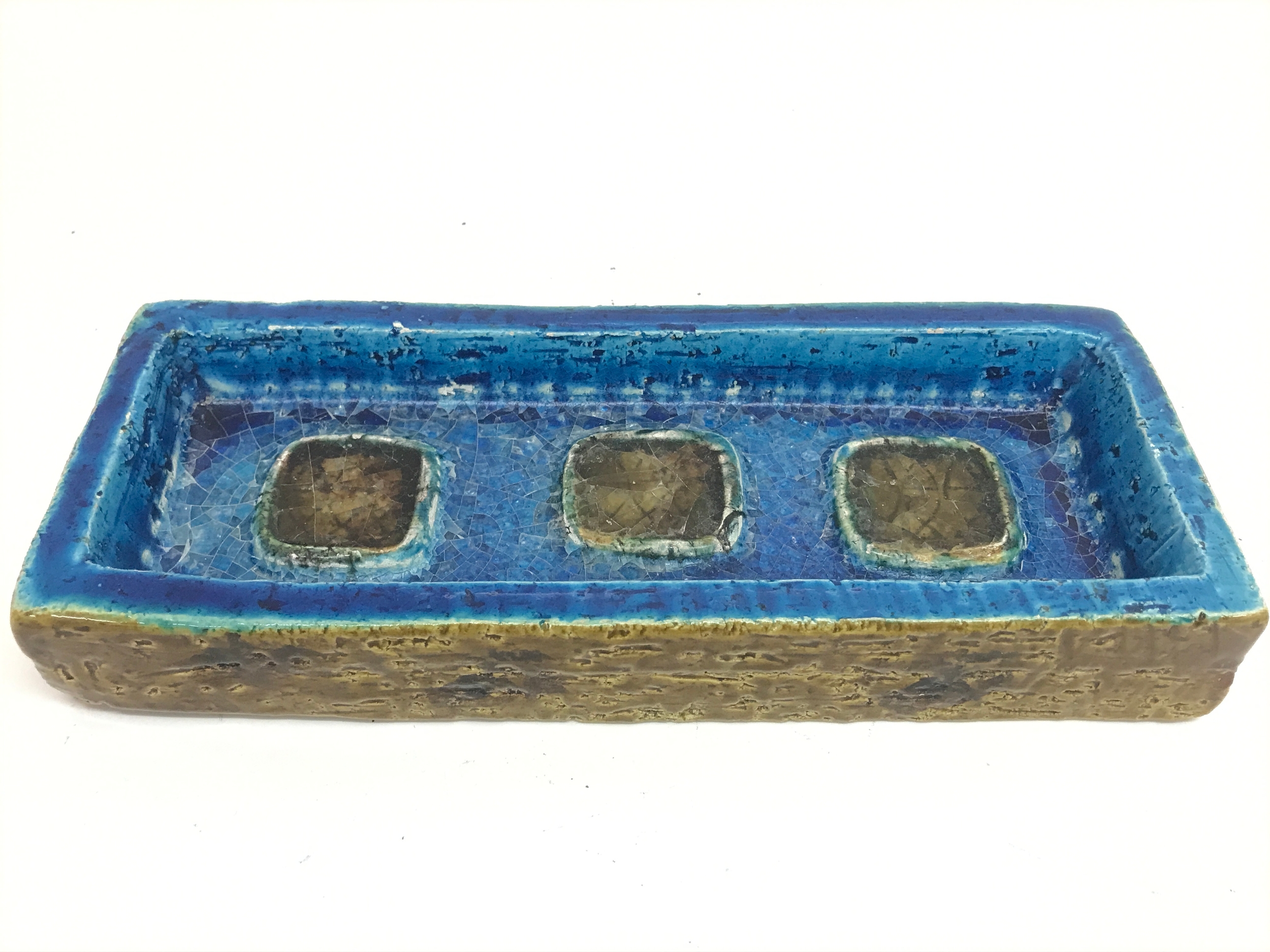 A mid-century Italian rectangular ceramic tray was designed by Aldo Londi for Bitossi. 23cm wide 10cm long 