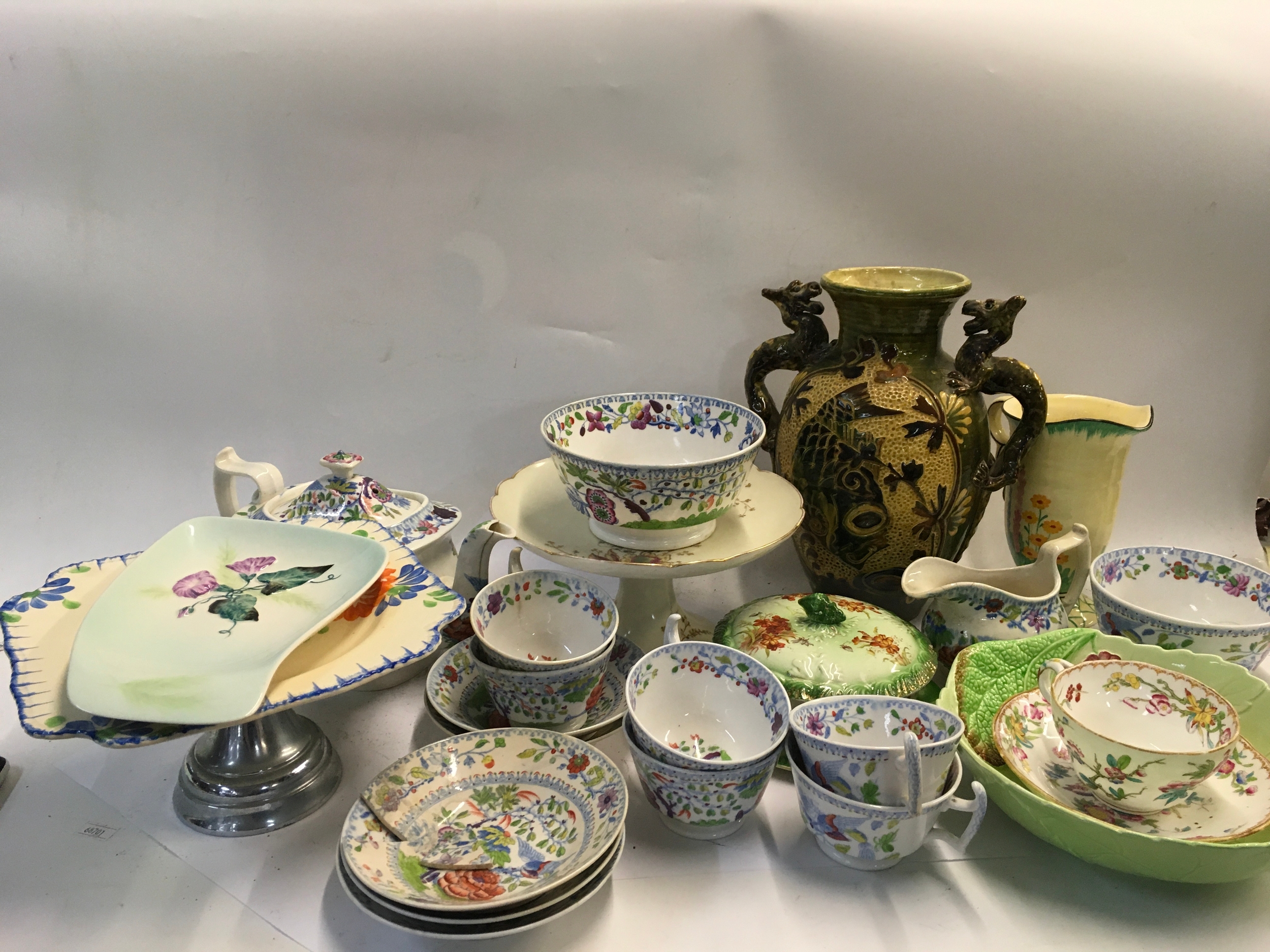 A collection of assorted vintage pottery, tableware and antique ceramics