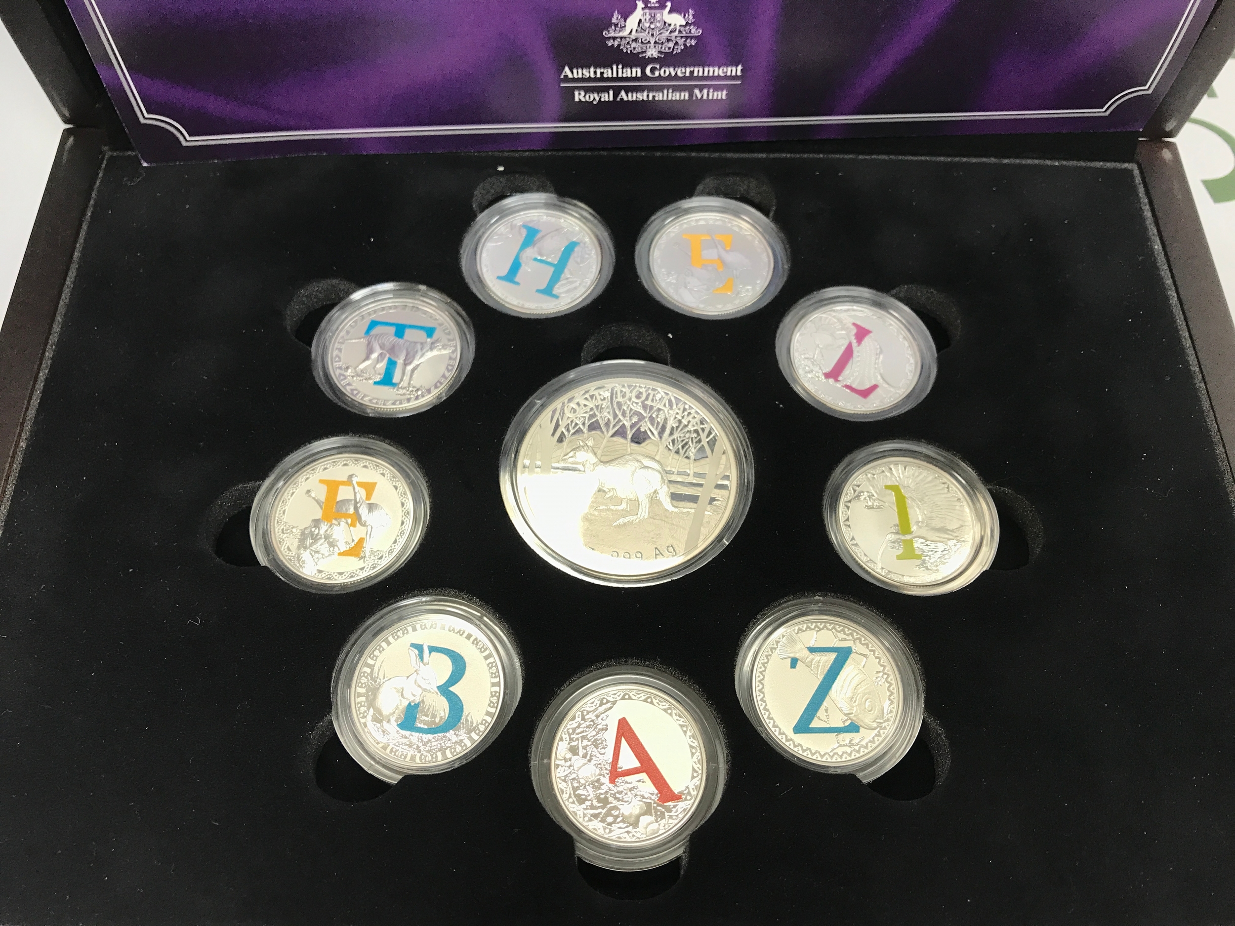2016 Australian Queen Elizabeth II 90th Birthday Silver Coin Set issued by the Royal Australian Mint