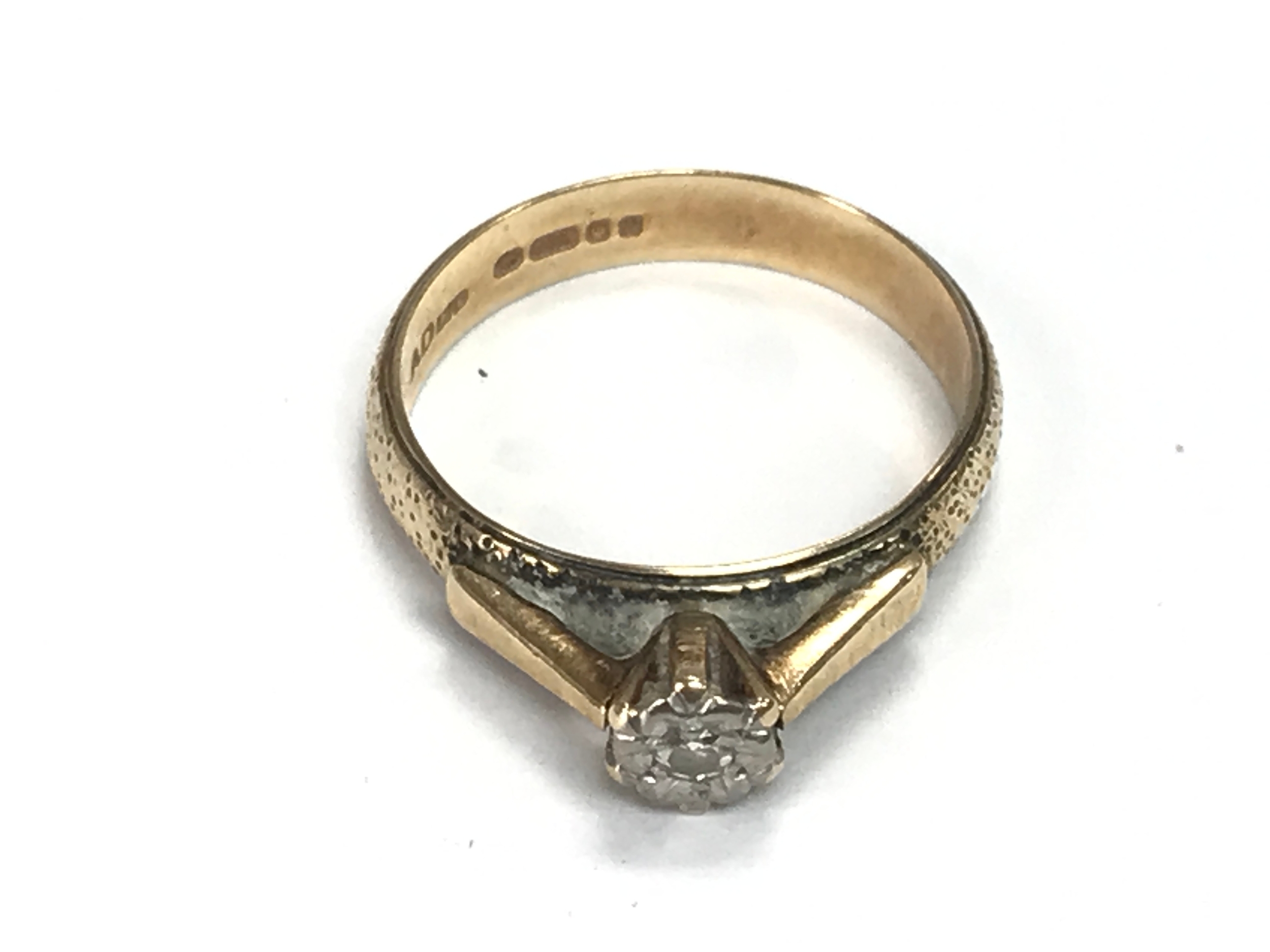 9ct diamond solitaire ring. Size M and 2.7g