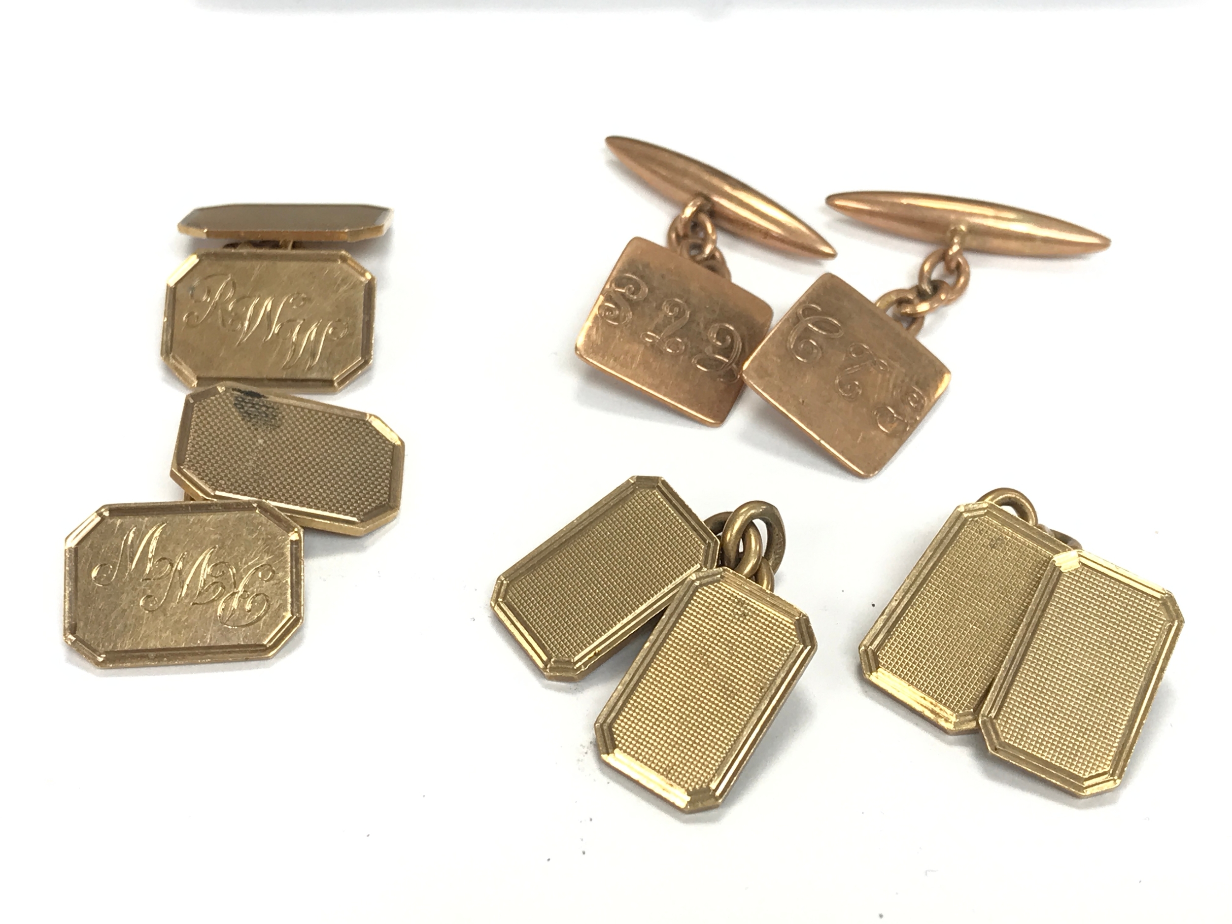 Three pairs of 9ct gold cufflinks. 23.7g total weight 