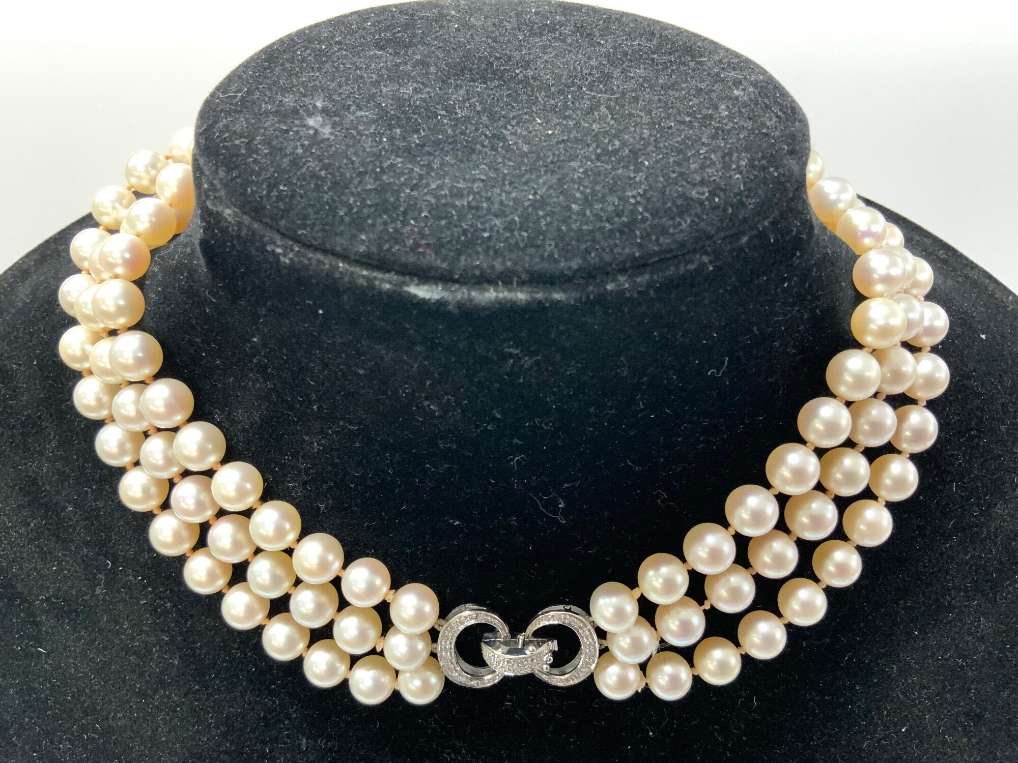 Specialist Sale of Jewellery, Silver & Gold