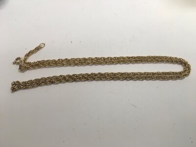 A 9ct gold prince of wales chain. Approx weight 7.2 grams.