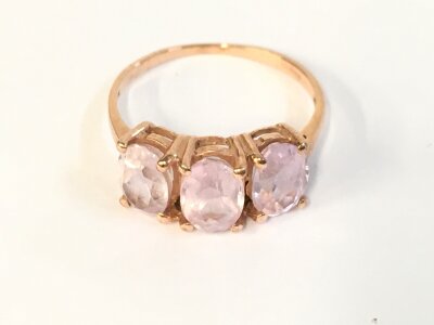 A 9ct rose gold ring set with Minas Gerals Kunzite.