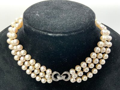 Specialist Sale of Jewellery, Silver & Gold