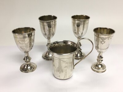 Five silver cups,  Birmingham hallmarks, tallest approx 9.5cm.
