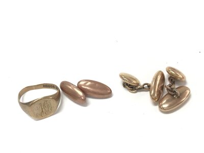 A 9ct gold signet ring and 9ct single cufflink 5.89g along with another pair with cufflinks with indistinguishable marks 5.74g