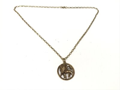 9ct gold Leo pendant and chain.
8.92g