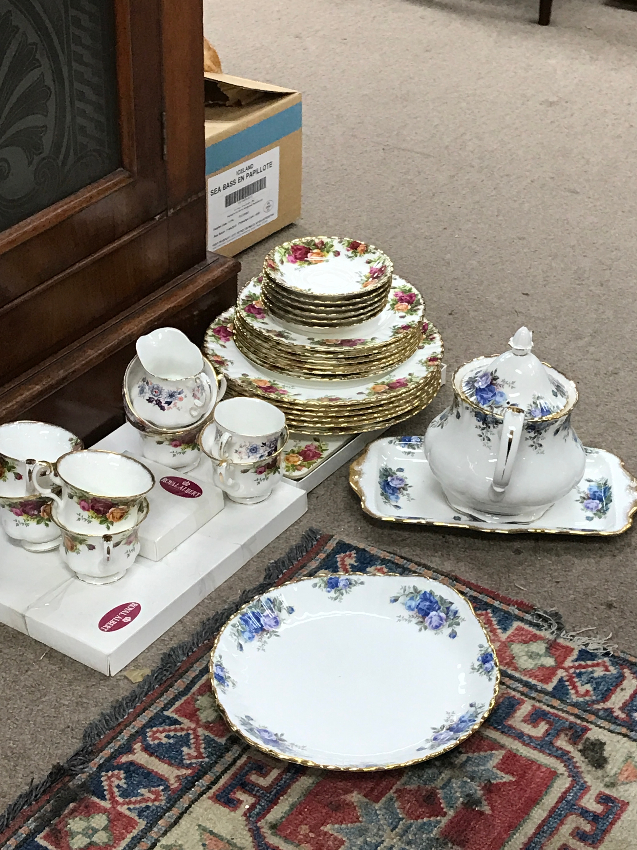 A Royal Albert tea set 