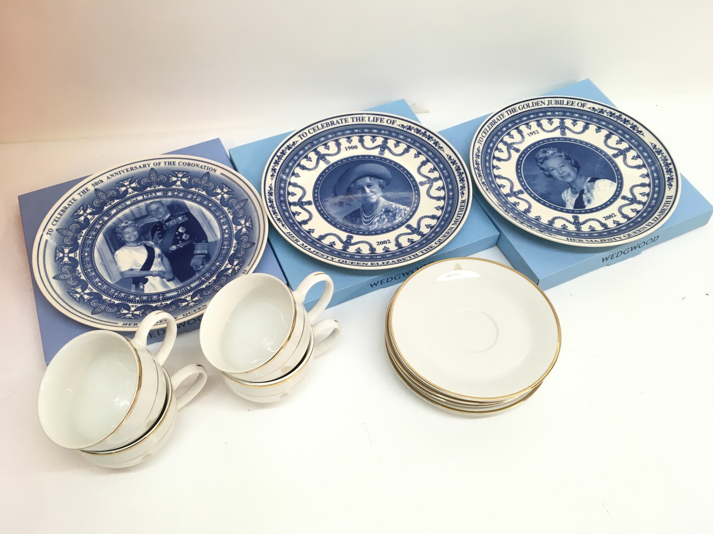 WITHDRAWN - Boxed Wedgwood Daily Mail plates and a boxed tea set including plates ,cups etc NO RESERVE