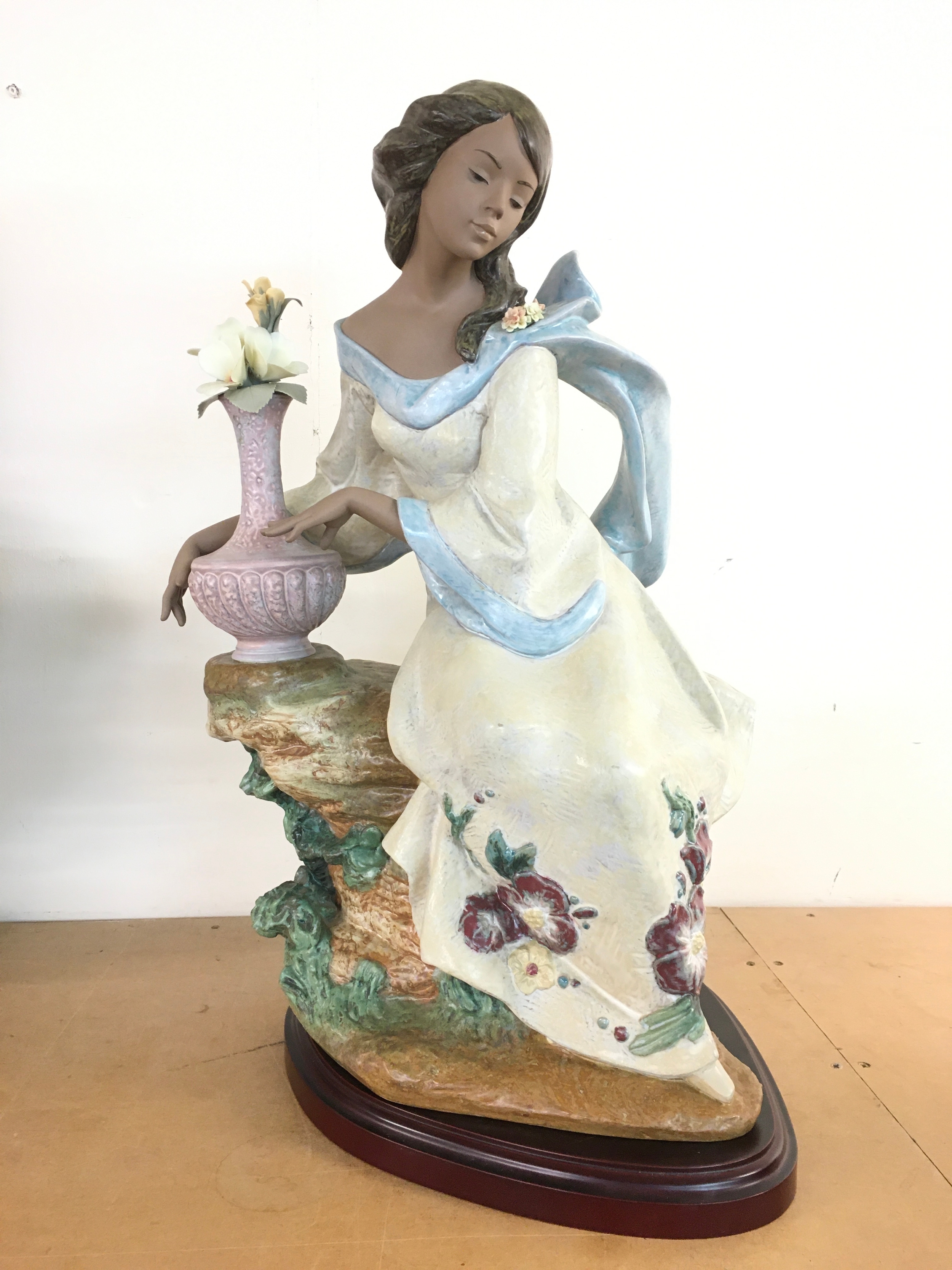 A Lladro Garden Breeze figure, 60cm tall. No obvious damage or restoration