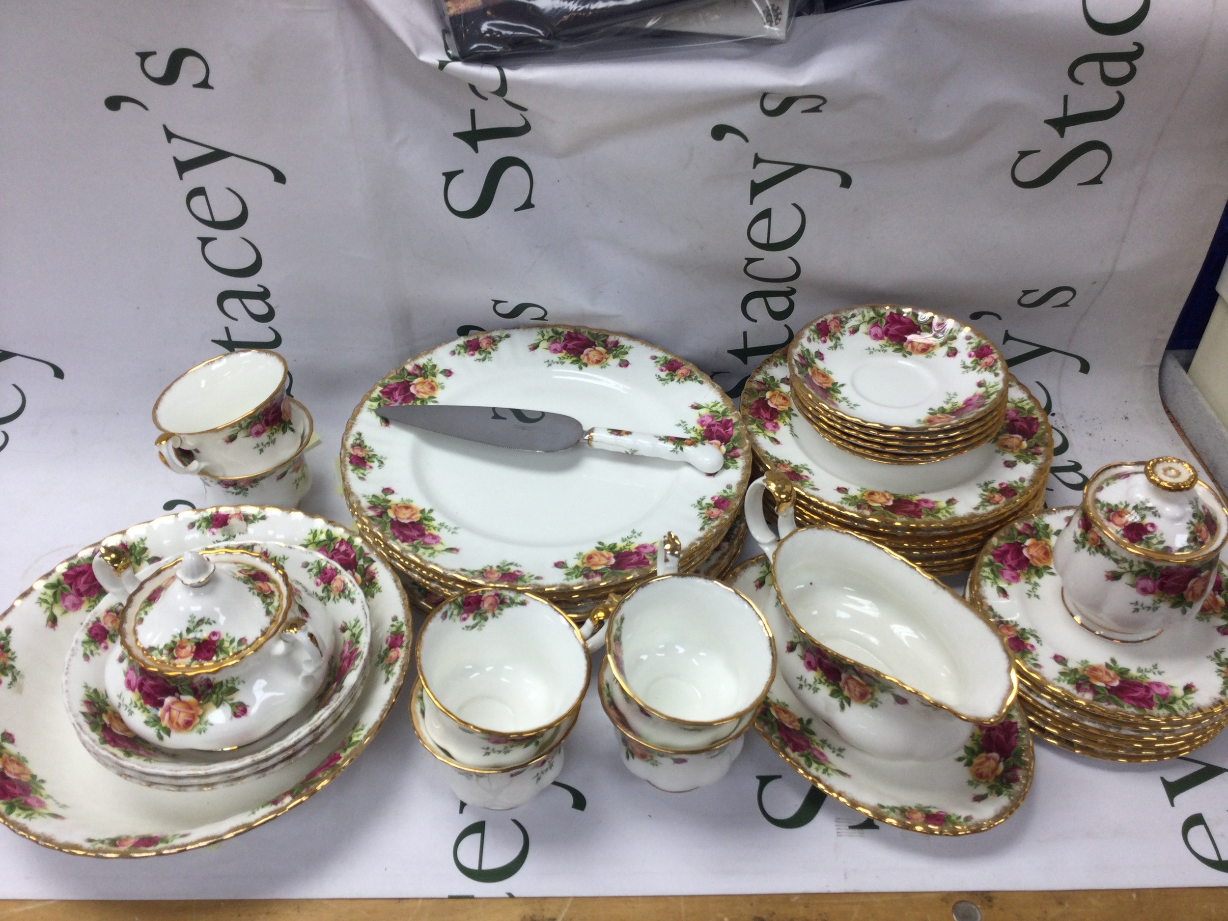 A Royal Albert dinner service 