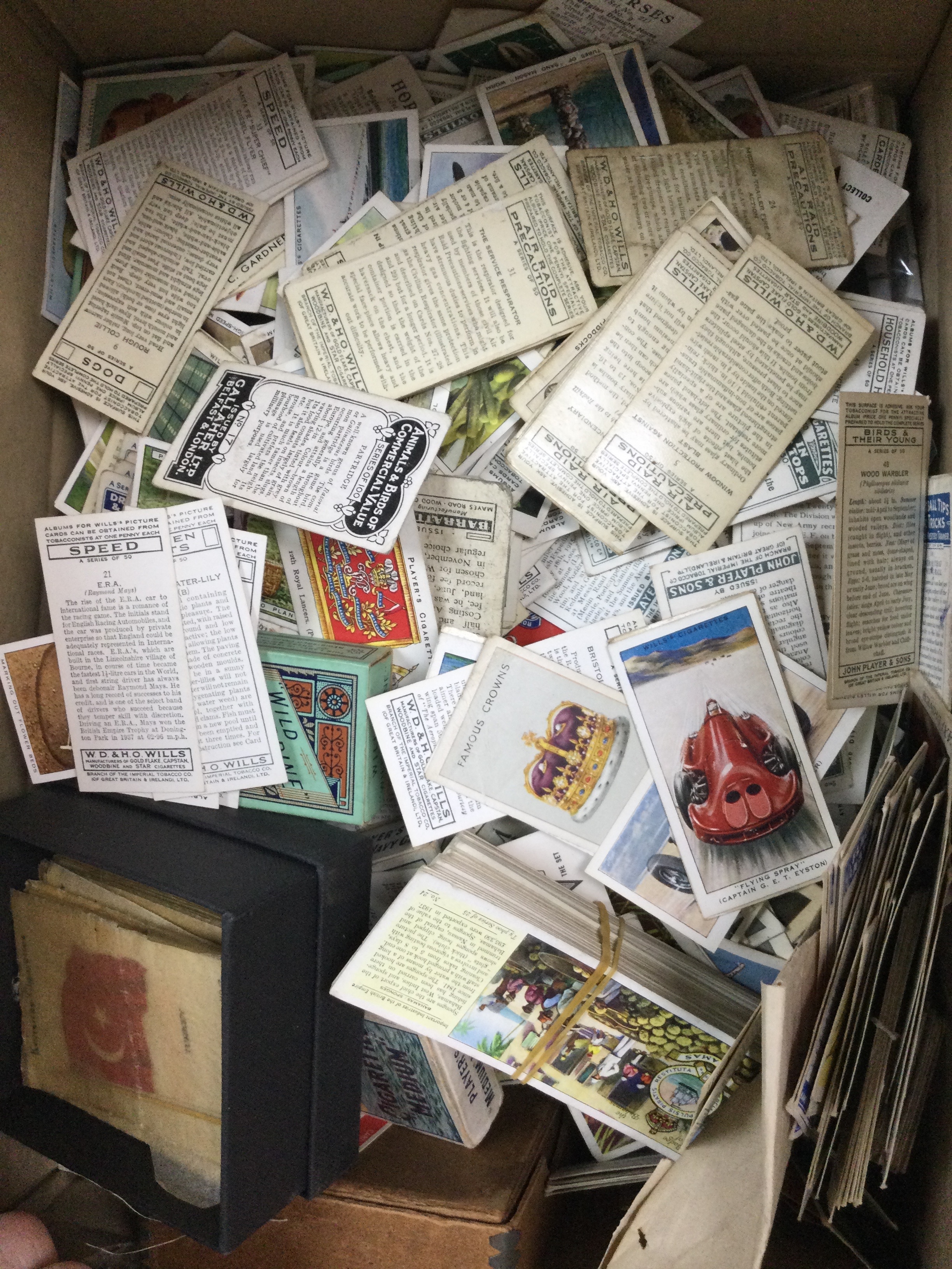 A box of cigarette and trade cards , no reserve 