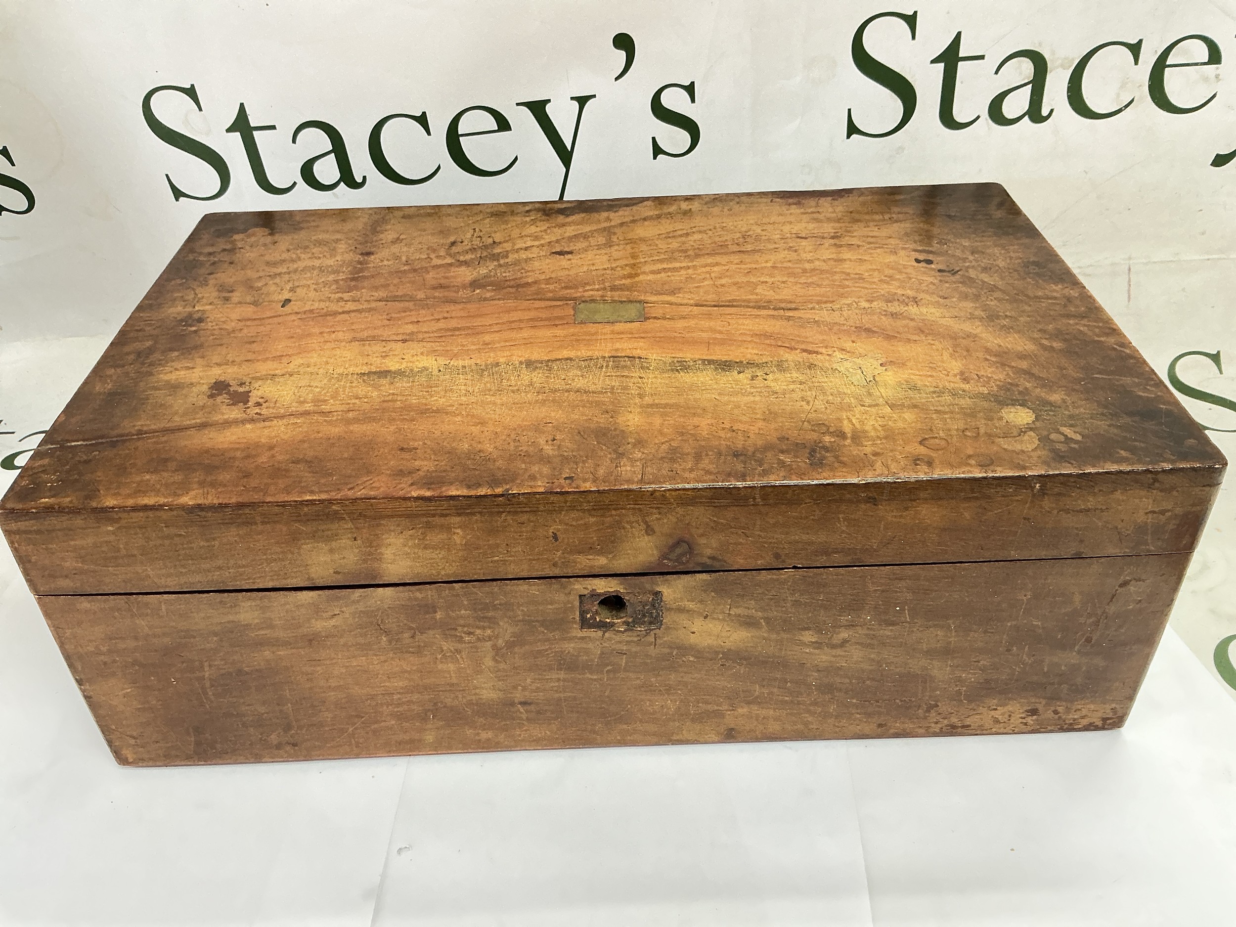 A walnut writing box with a fitted interior. NO RESERVE
