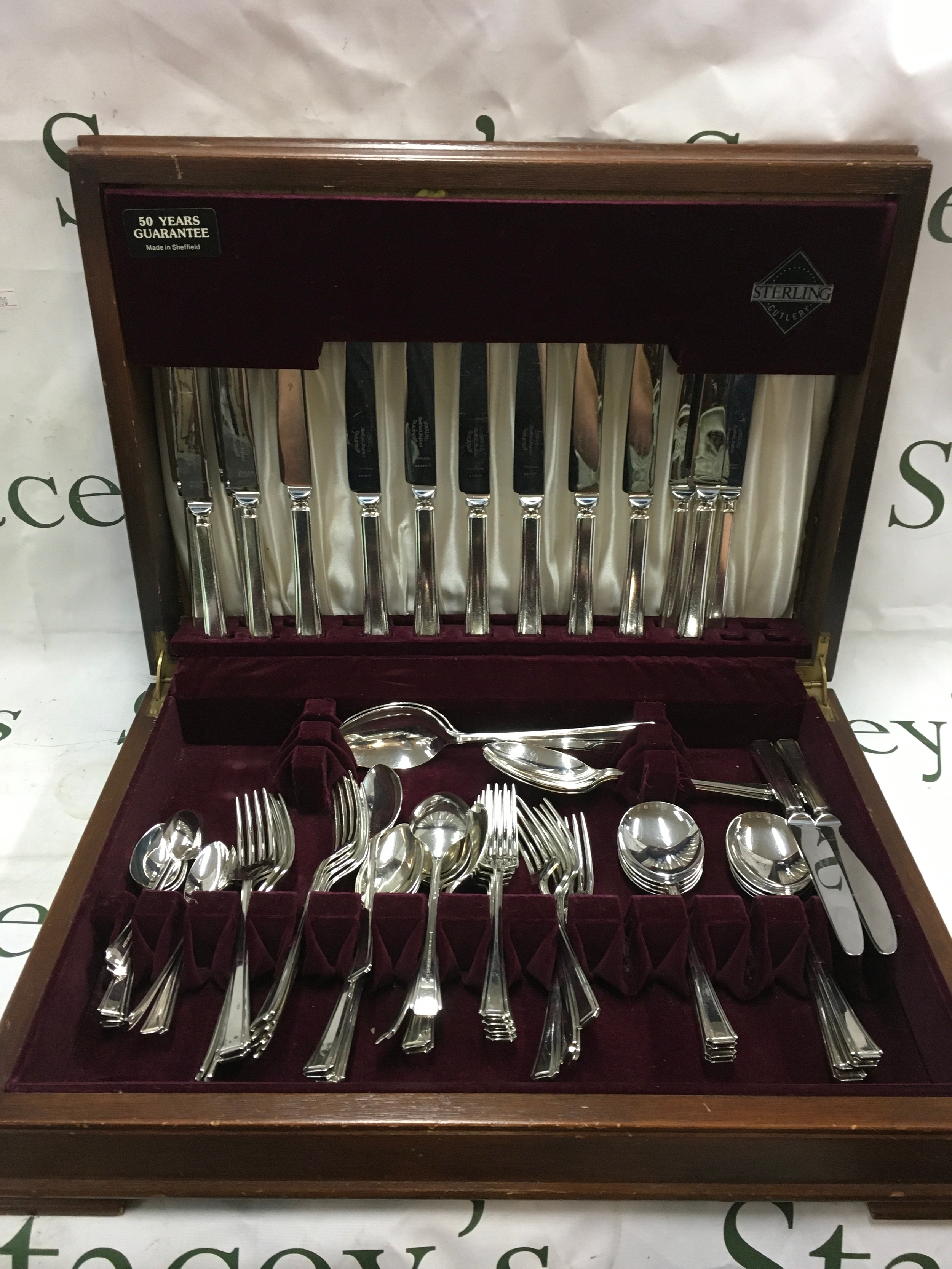 A canteen of cutlery 