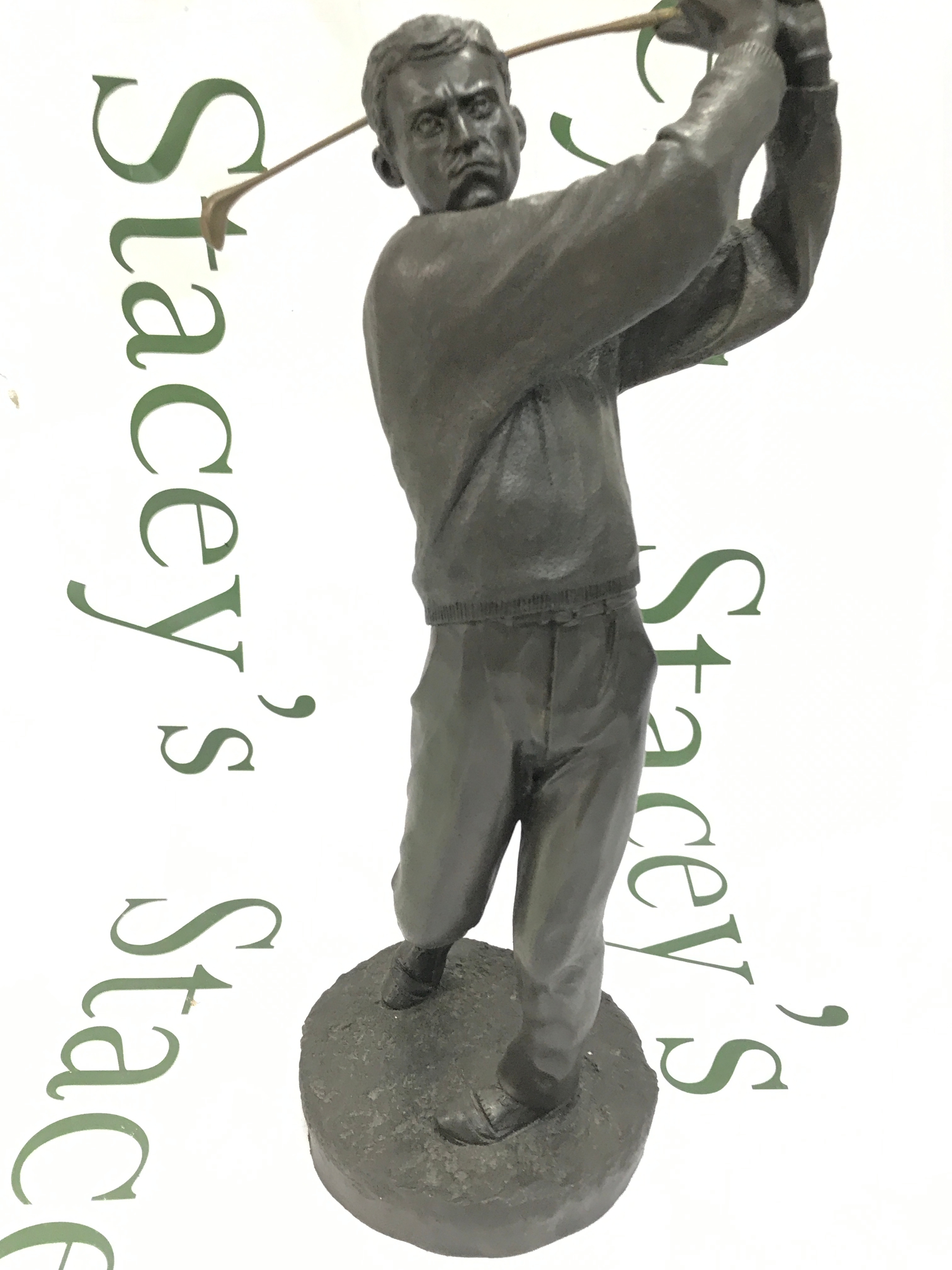 A figure of a golfer, no reserve 33cm tall