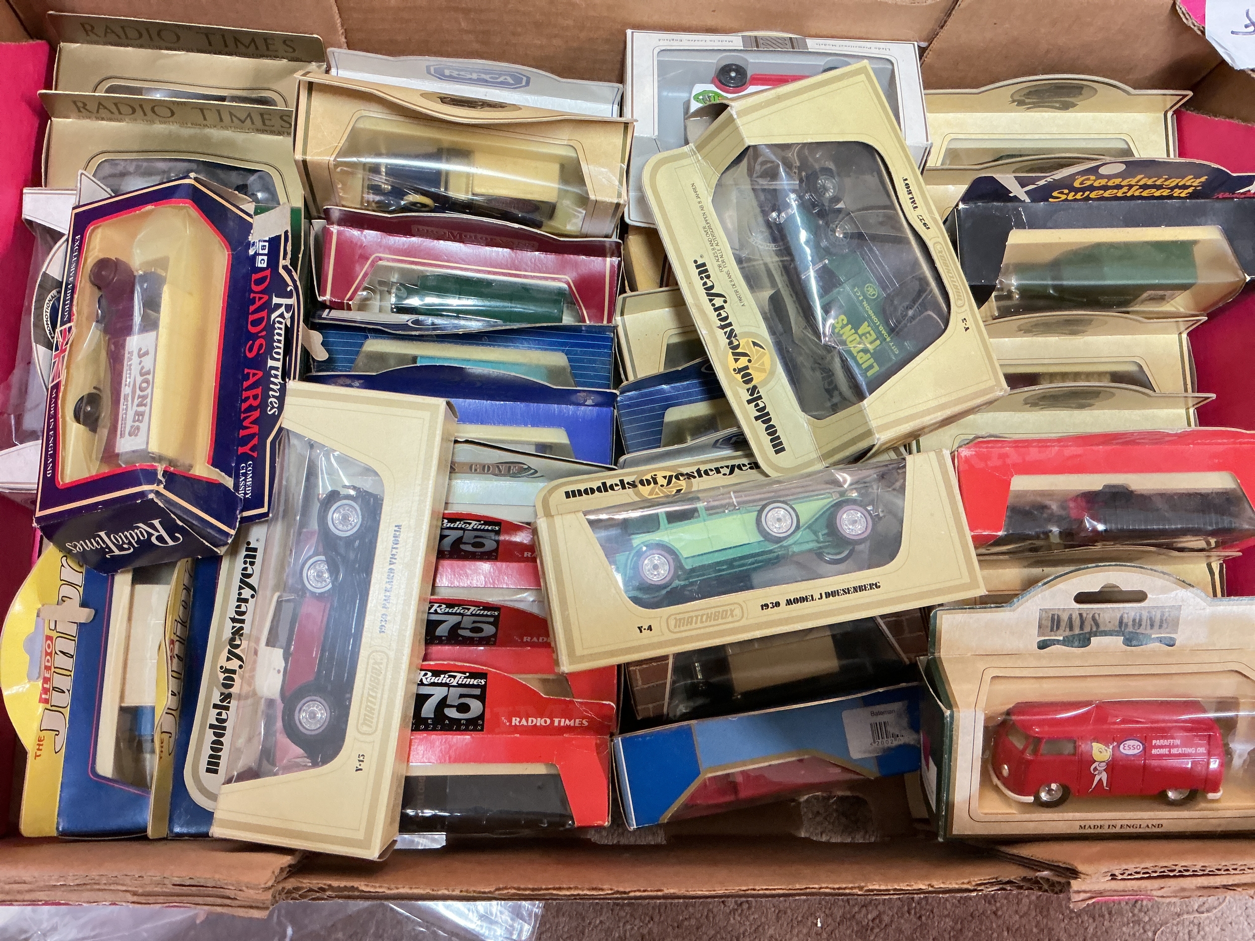 A Collection Of Over 30 Boxed Matchbox Models Of Yesteryear Etc. No Reserve.