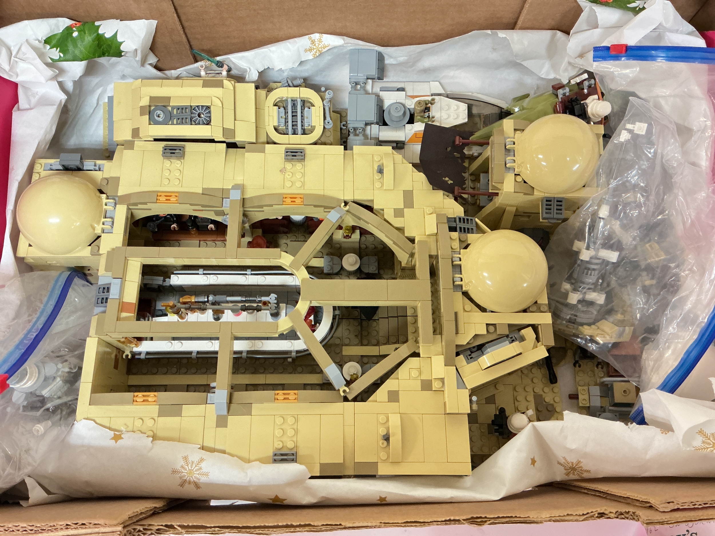 A Star Wars LEGO Style Mos Eisley Cantina With Figures.
