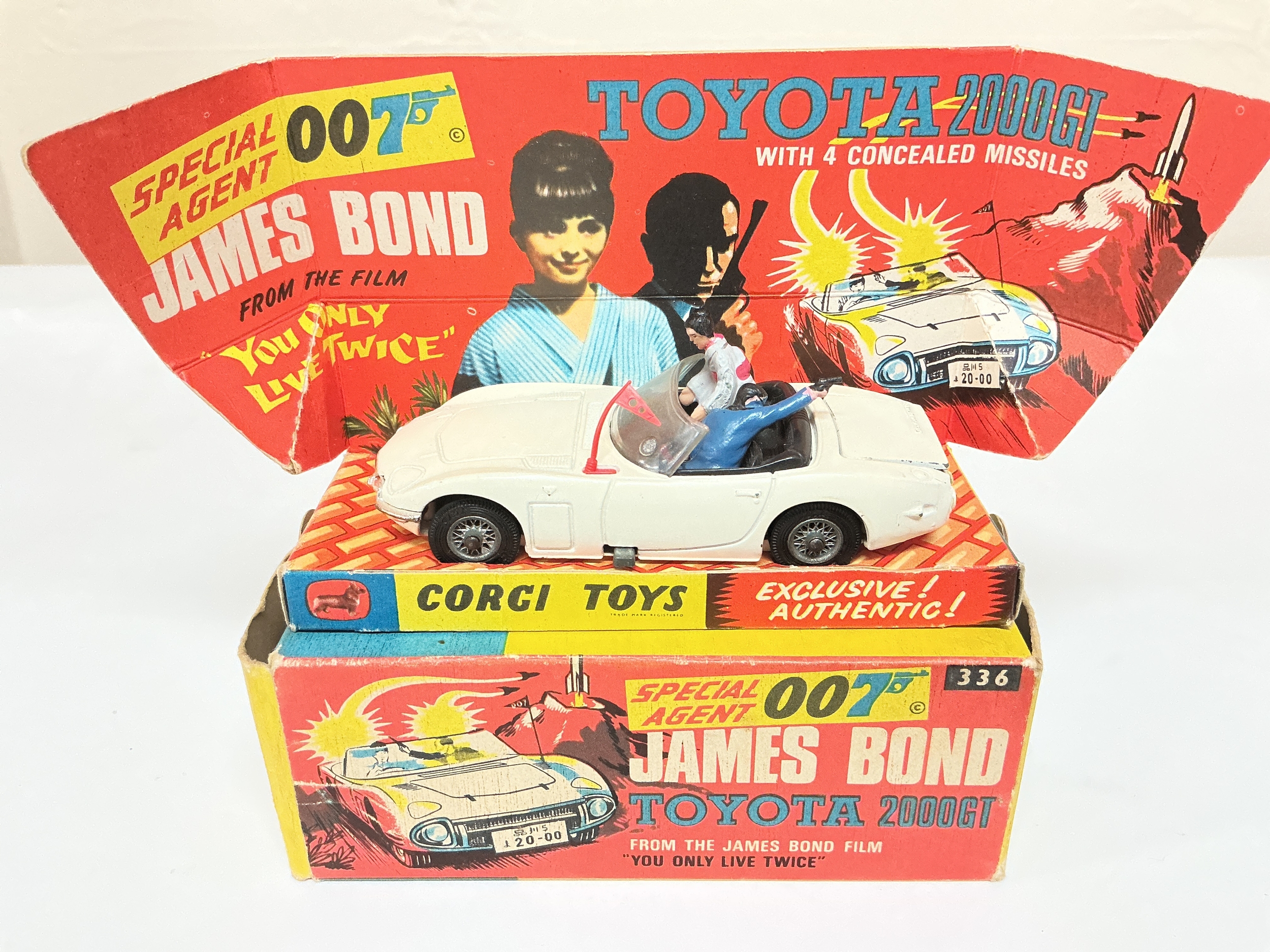 A Boxed Corgi James Bond Toyota 2000GT #336 No Reserve.