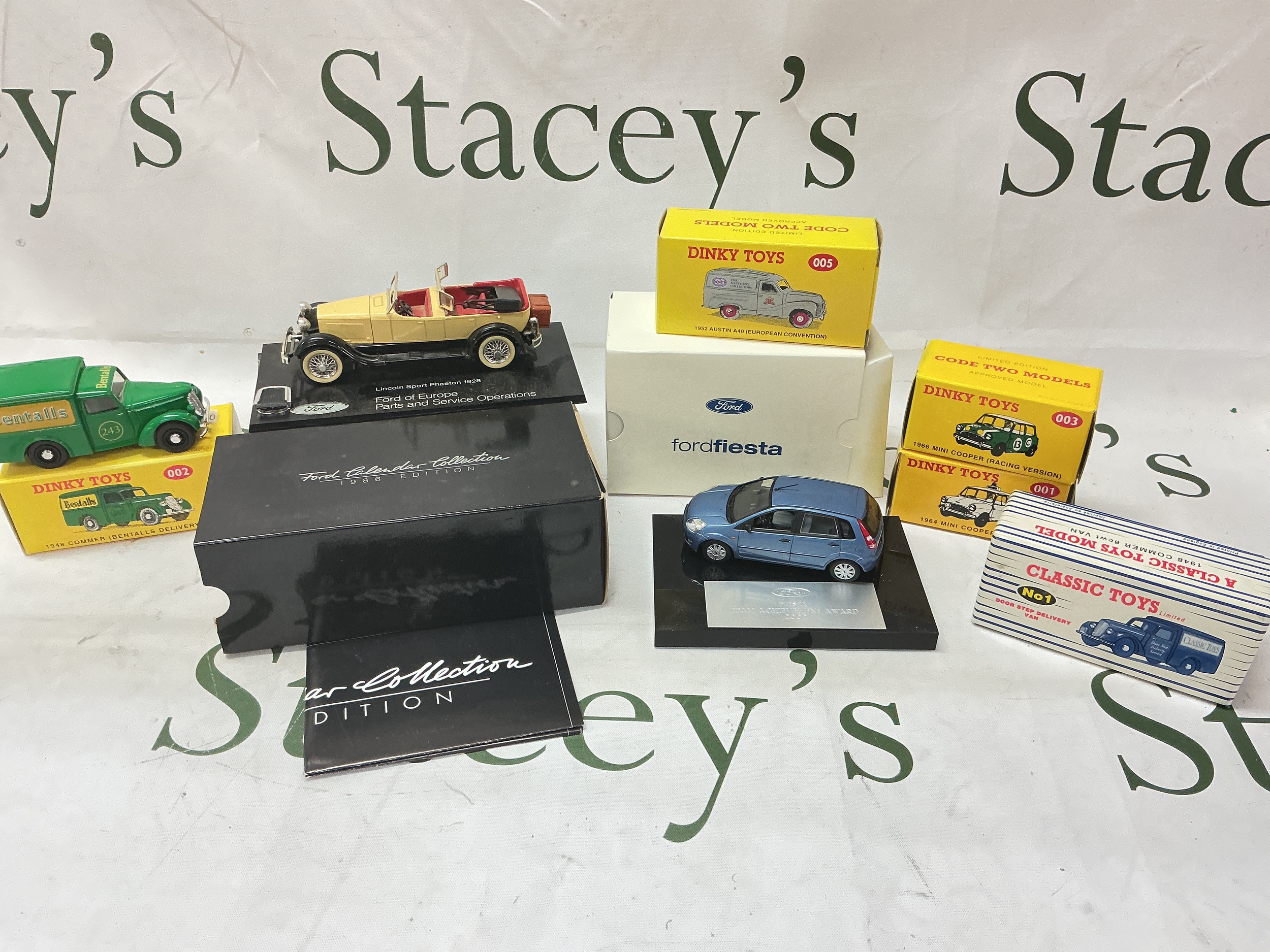 A Collection Of Code 2 Dinky Diecast, A Ford Callender Collection Lincoln Sort Phaeton 1928 A/F Etc. No Reserve.