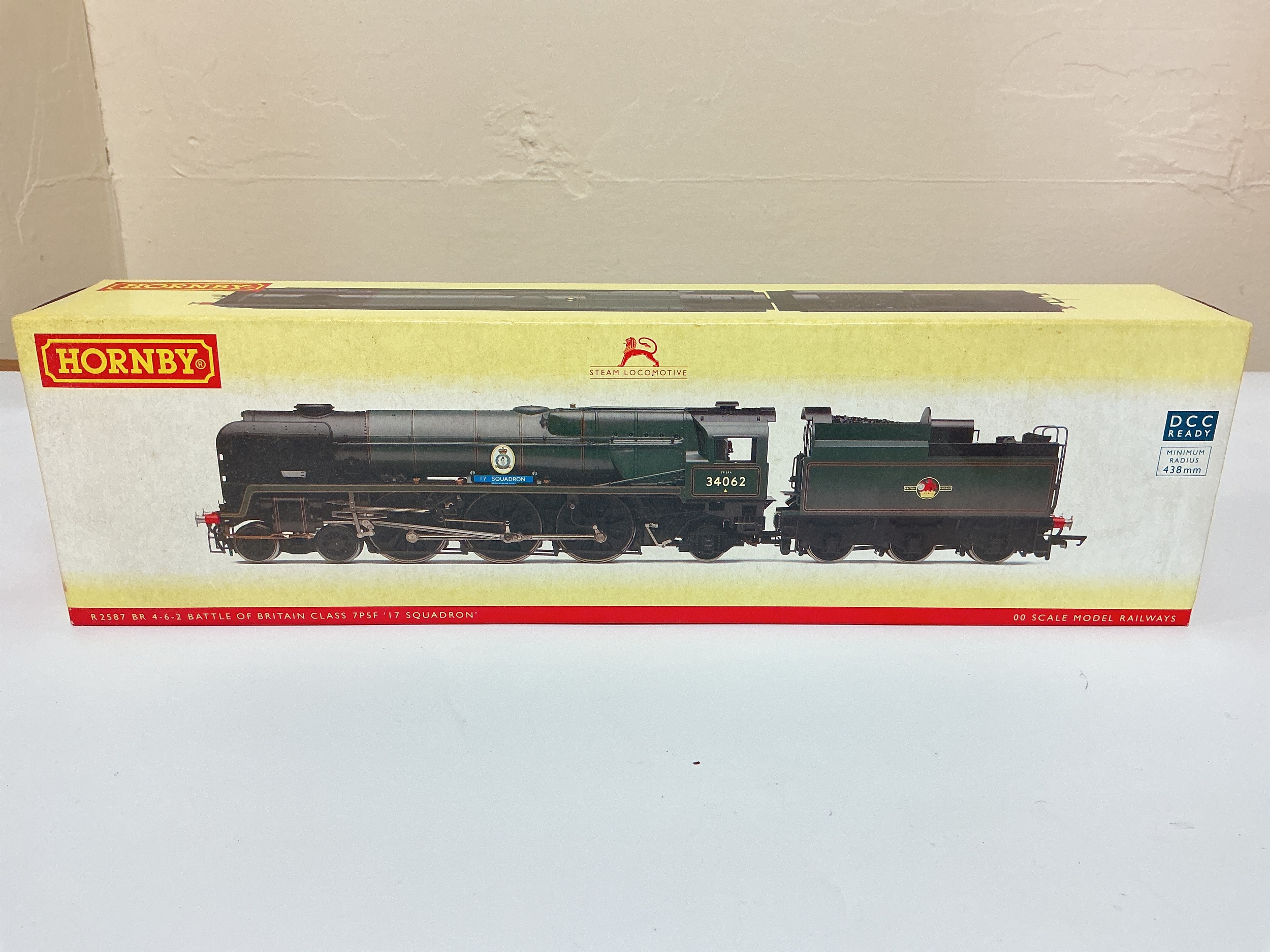 A Boxed Hornby 00 Gauge BR 4-6-2 Rebuilt Battle Of Britain Class 17 Squadron. #R2587. DCC Ready. No Reserve.