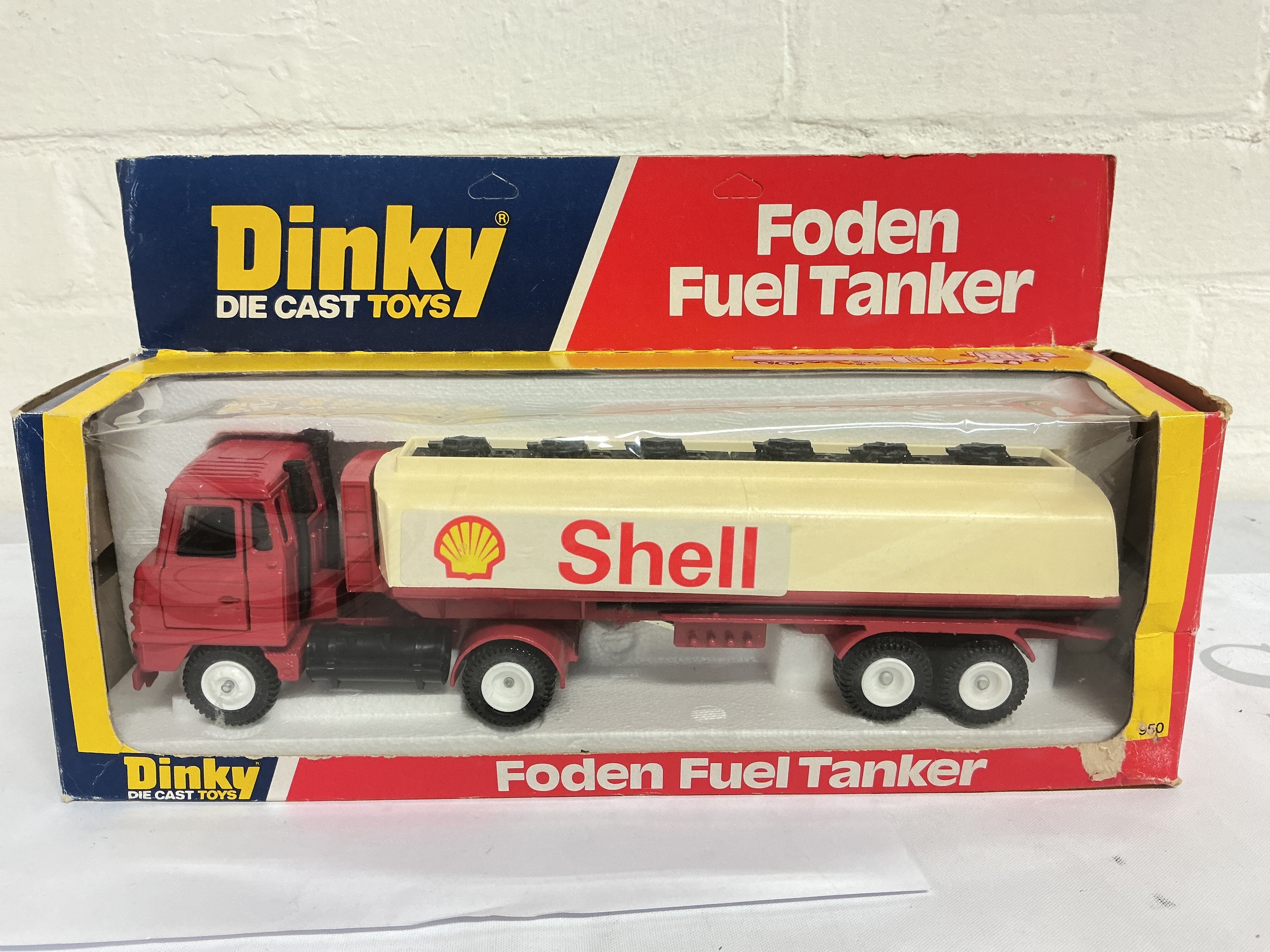 A Boxed Dinky Foden Fuel Tanker #950.