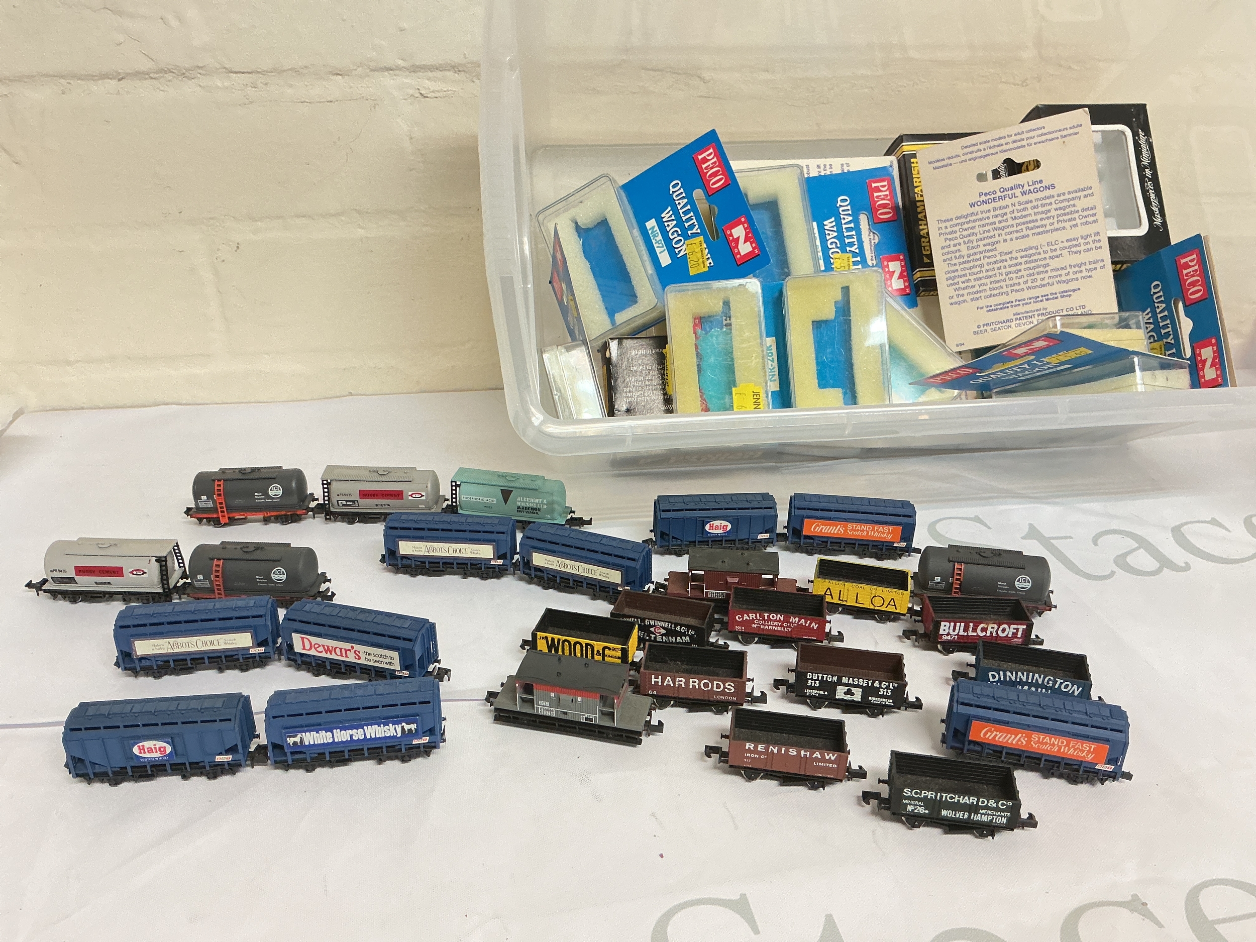 A Collection Of N Gauge Wagons (Some Glued Together) With Empty Boxes. No Reserve.