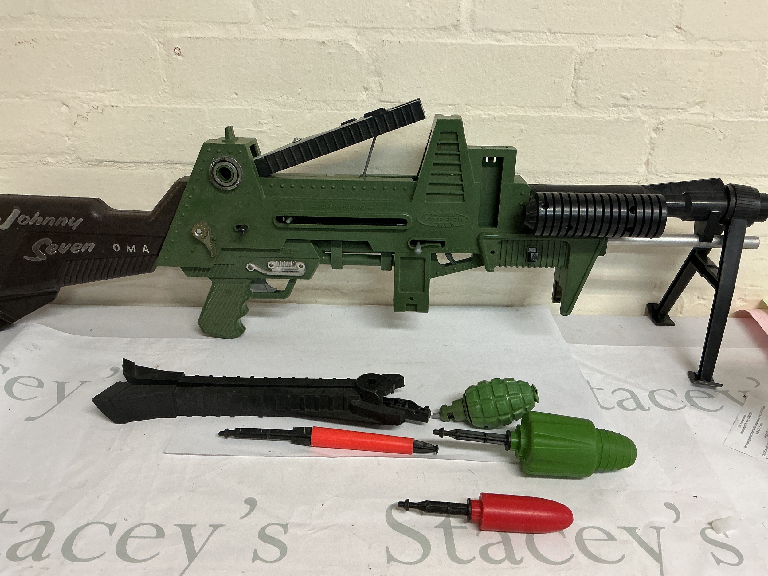 A Topper Toys Johnny Seven one Man Army Toy Gun. No Reserve.