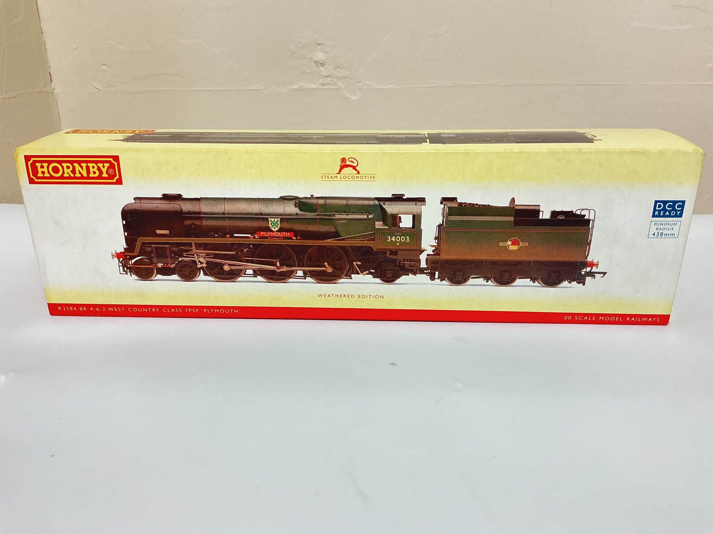 A Boxed Hornby 00 Gauge Rebuilt West Country Class 34003 Plymouth Weathered Edition #R2584.