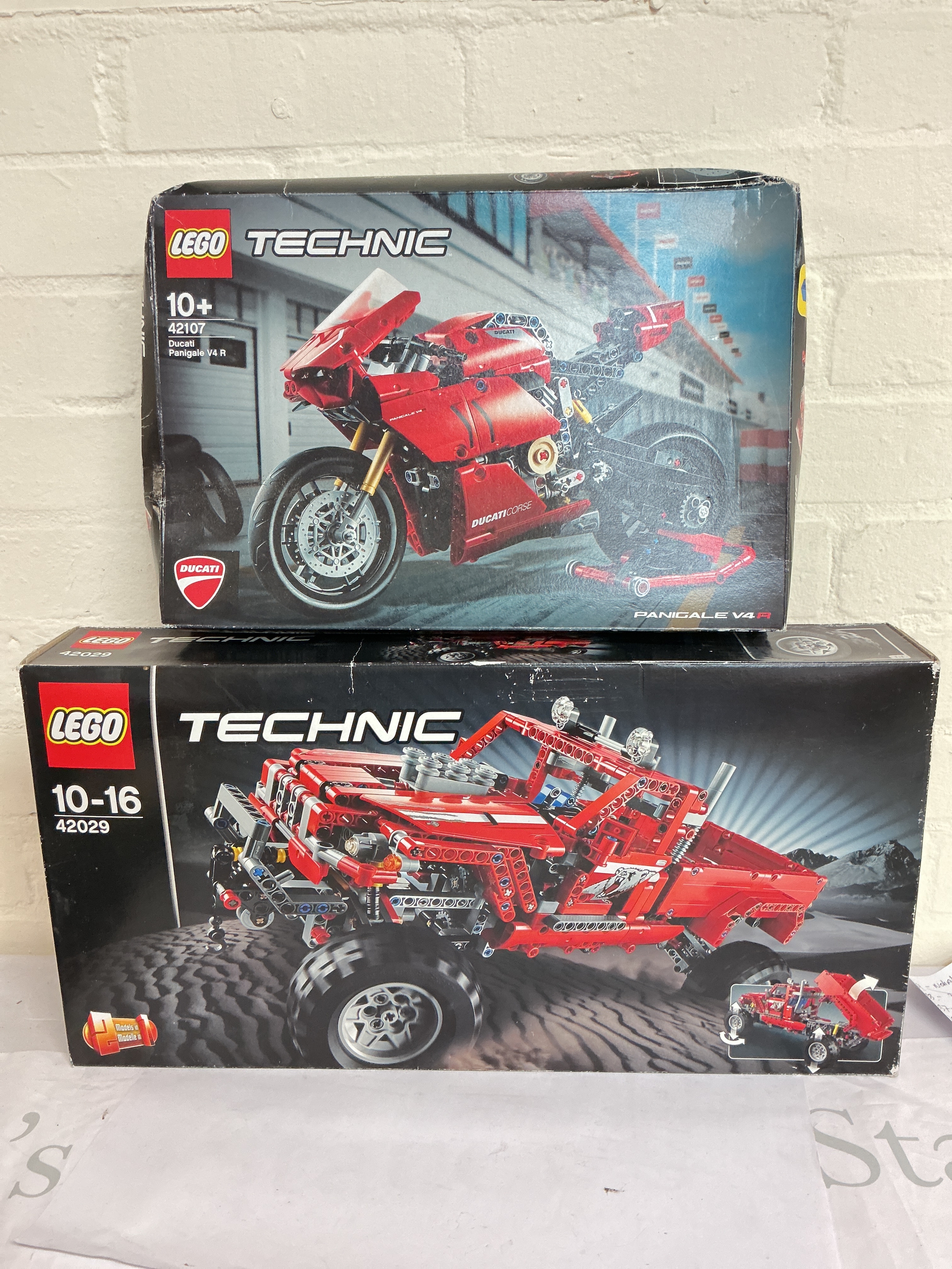 2 Boxed And Sealed Lego Technic Sets, A Ducati Panigale V4 R #42107 And A Pickup Truck #42029. No Reserve. (2).