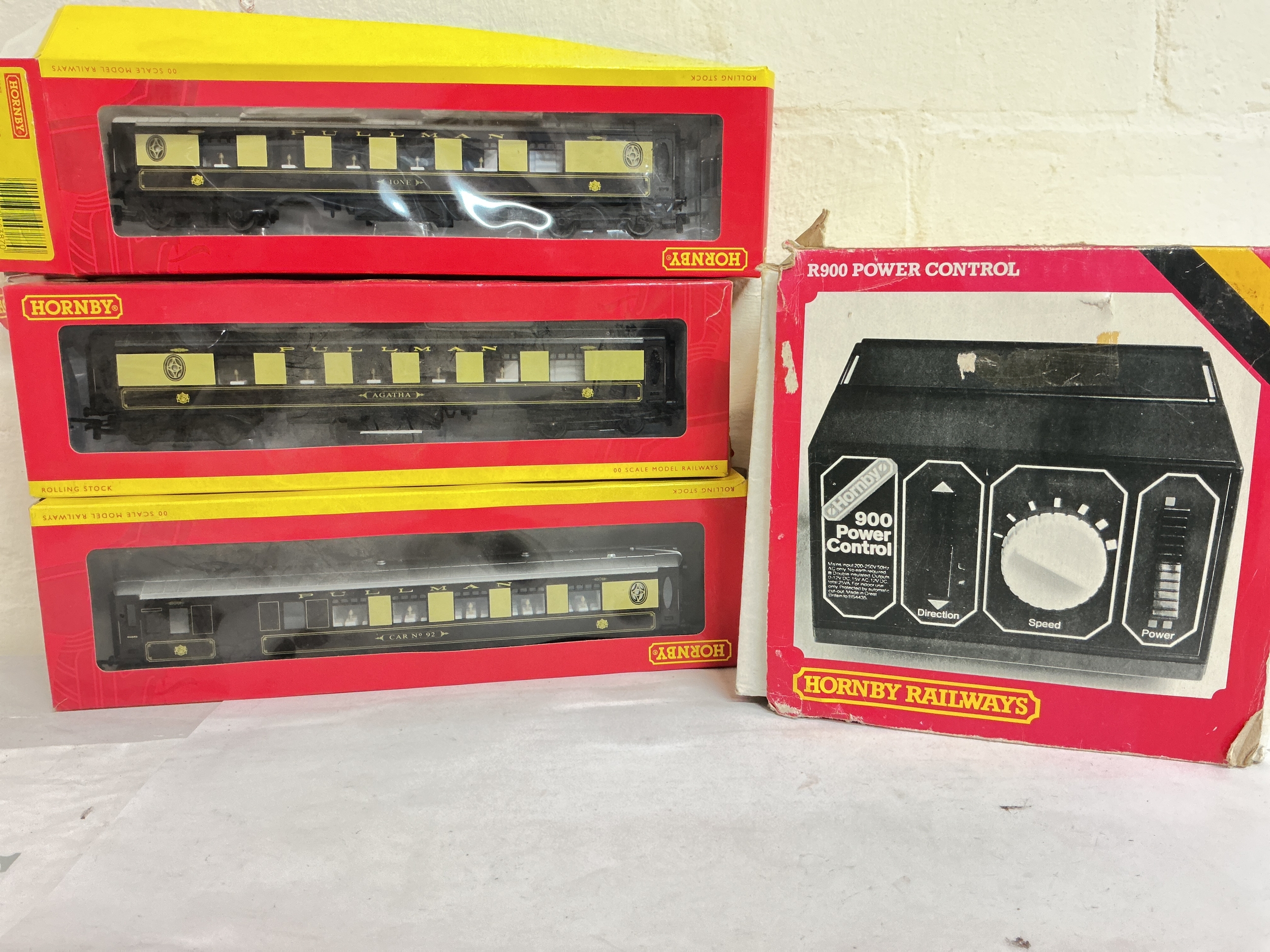 A Small Collection Of Boxed 00 Gauge Hornby Coaches, A Power Control Unit, Track, Etc