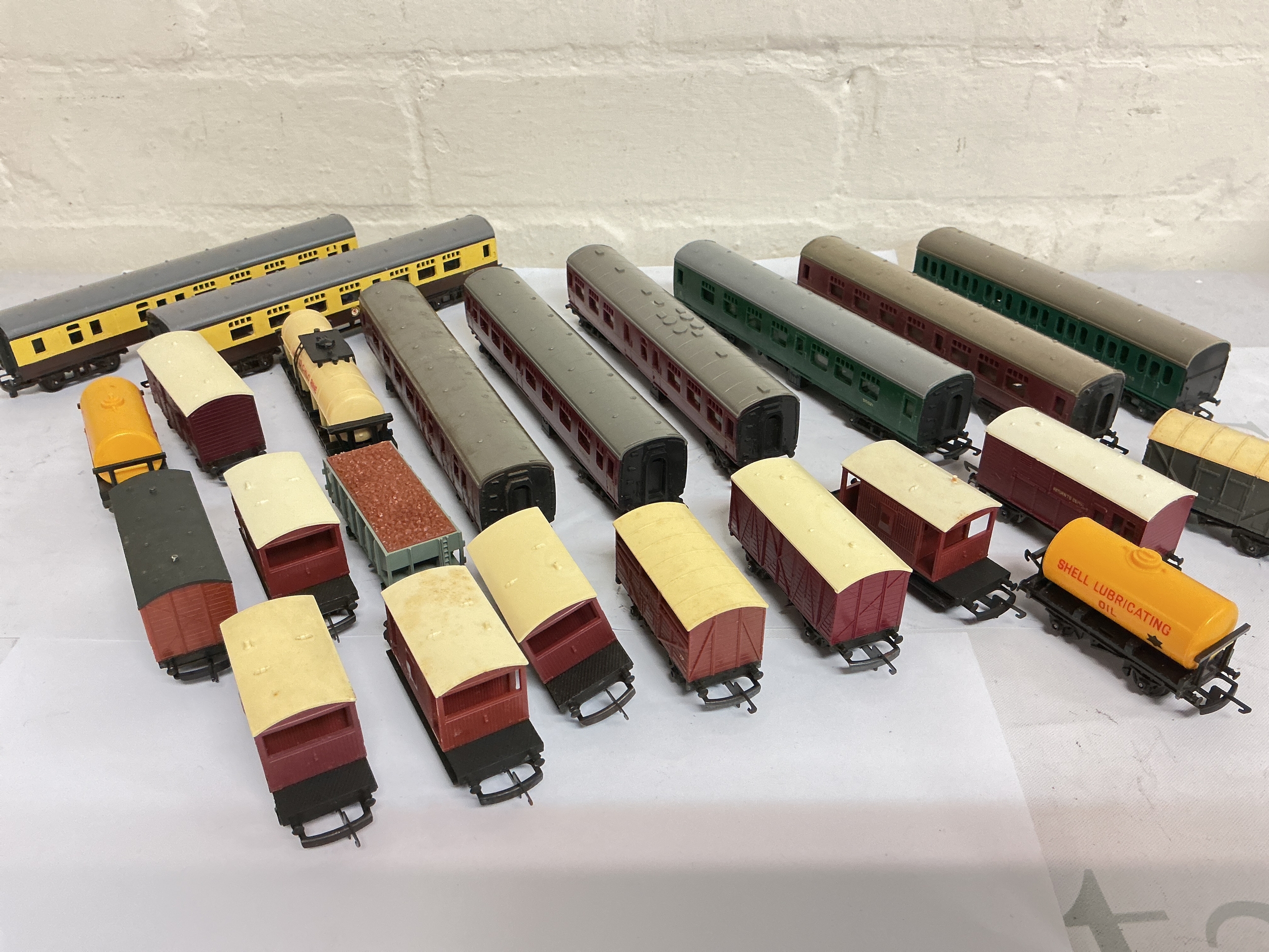 A Collection Of Tri-Ang TT Gauge Locomotives. No Reserve.