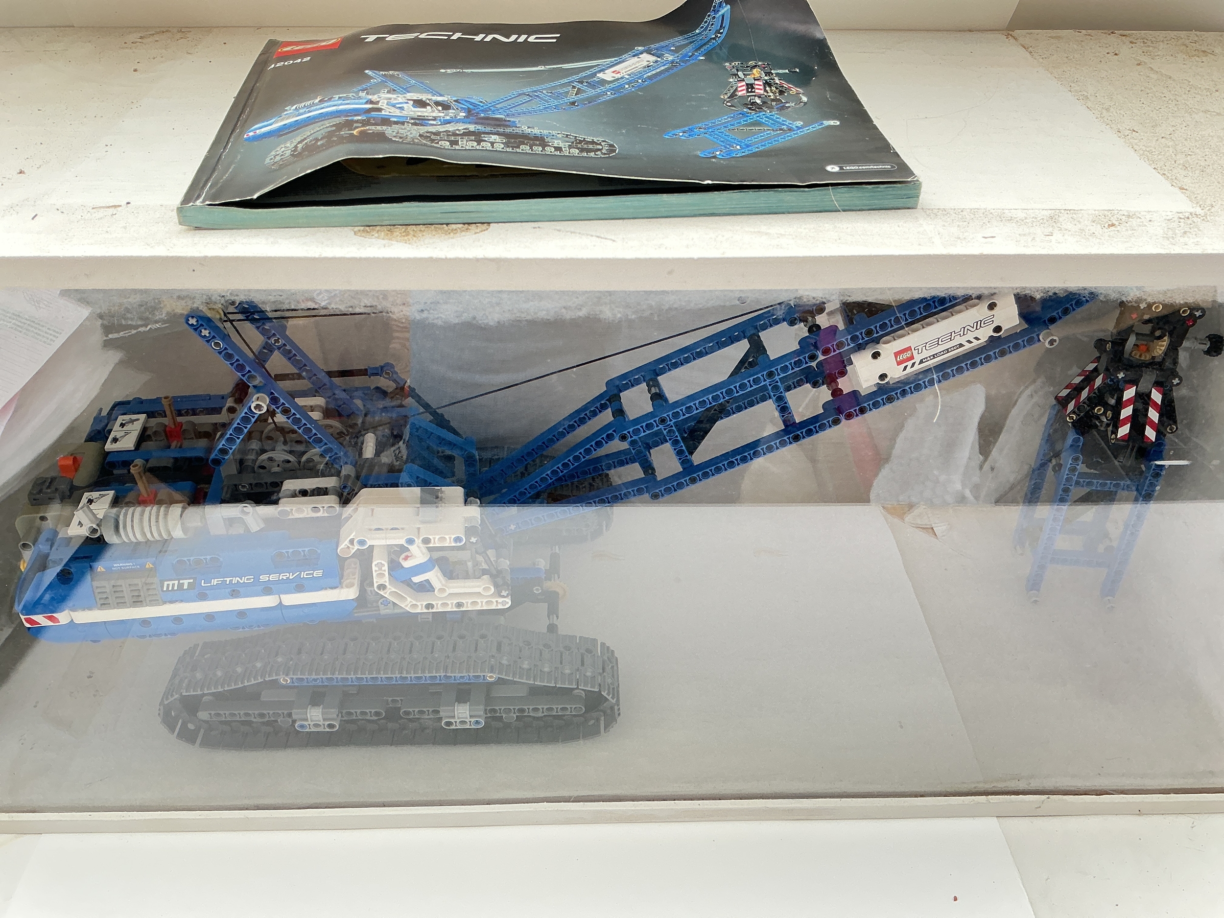 A Lego Technic Crawler Crane #42042 In Display Case With Manual And Box. No Reserve. (2).