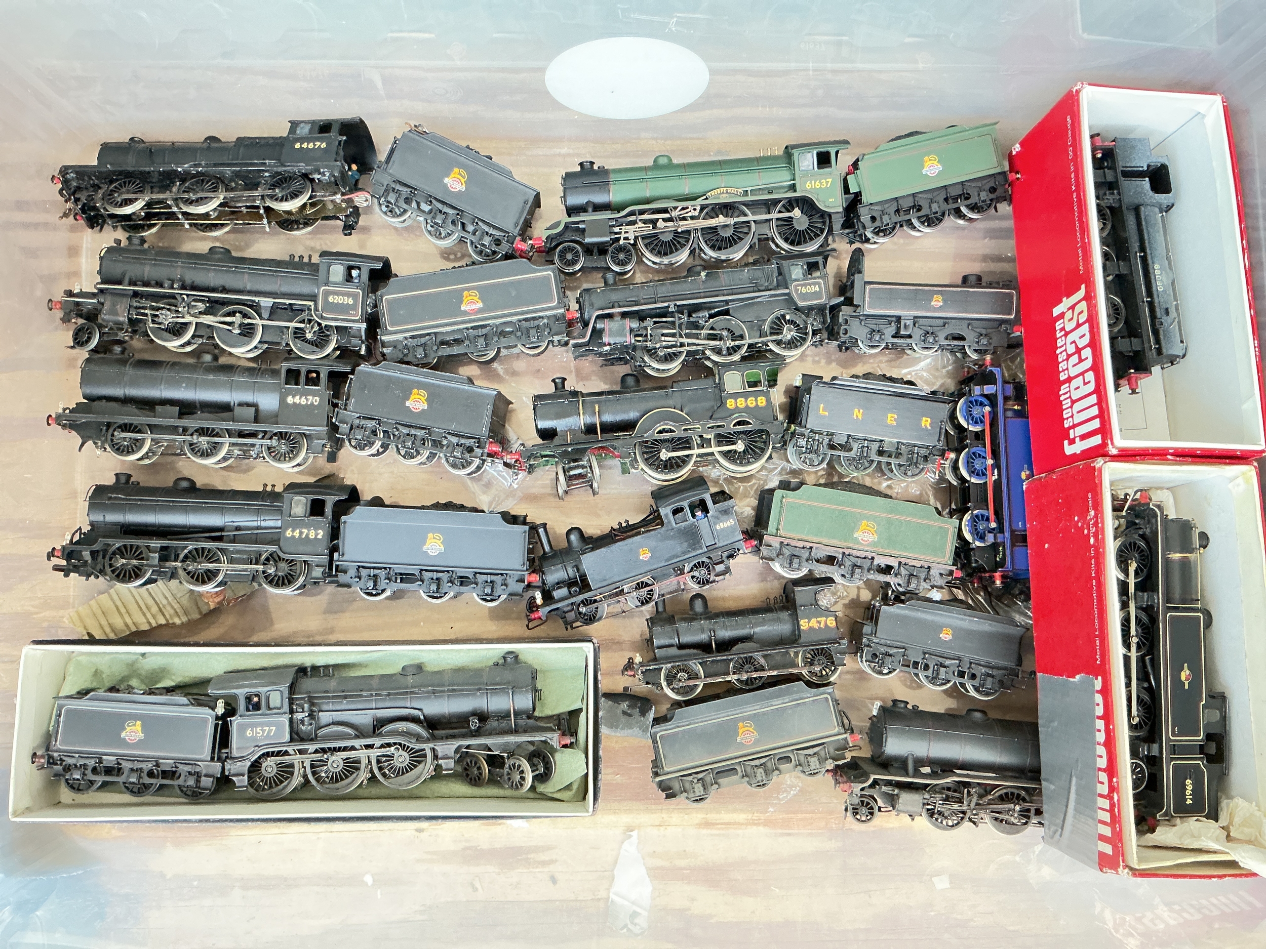 A Collection Of Built 00 Gauge Diecast Model Locomotives. No Reserve.