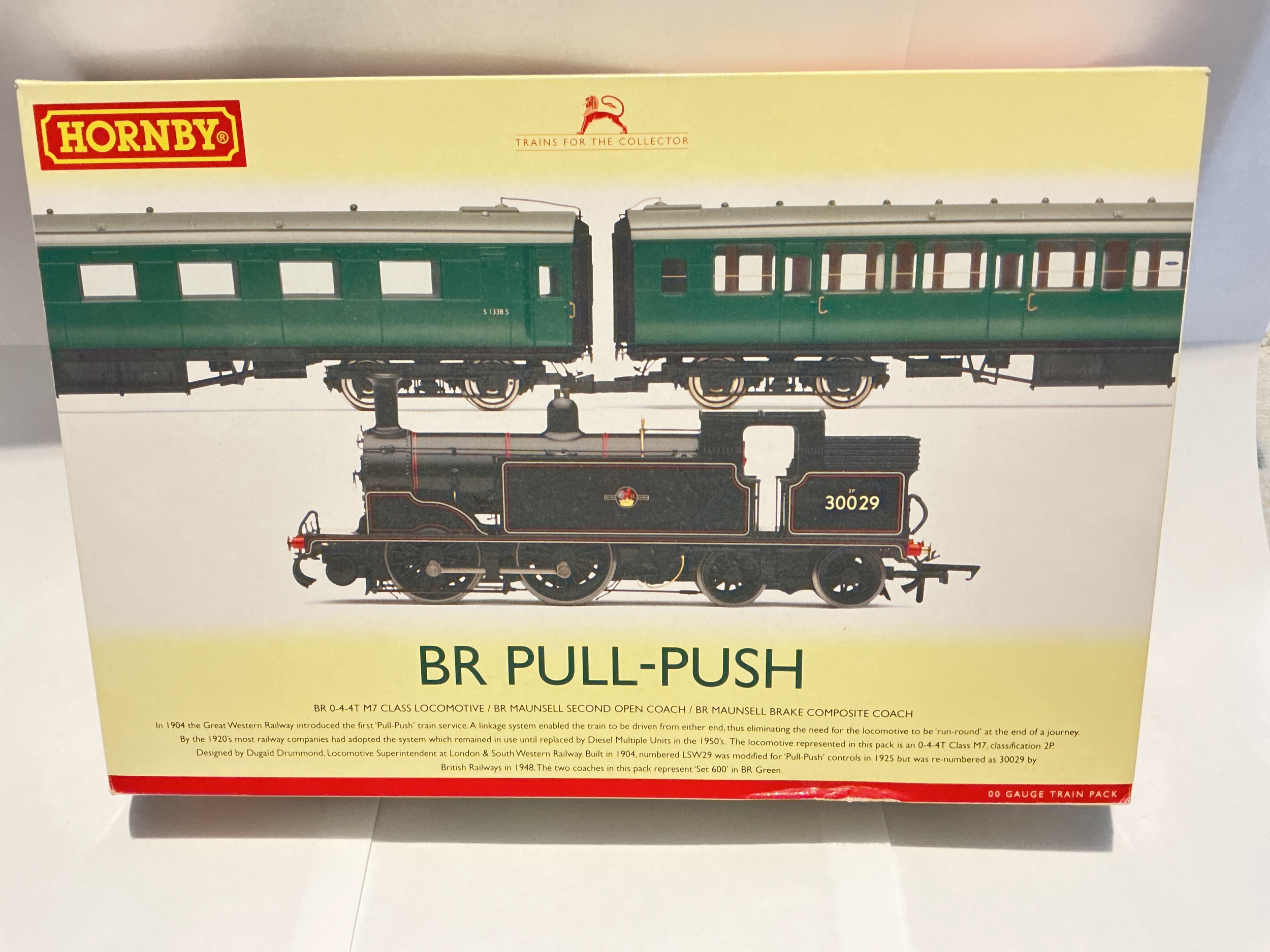 A Boxed Hornby 00 Gauge Br Pull-Push Set #R3087 DCC Ready, No Reserve.
