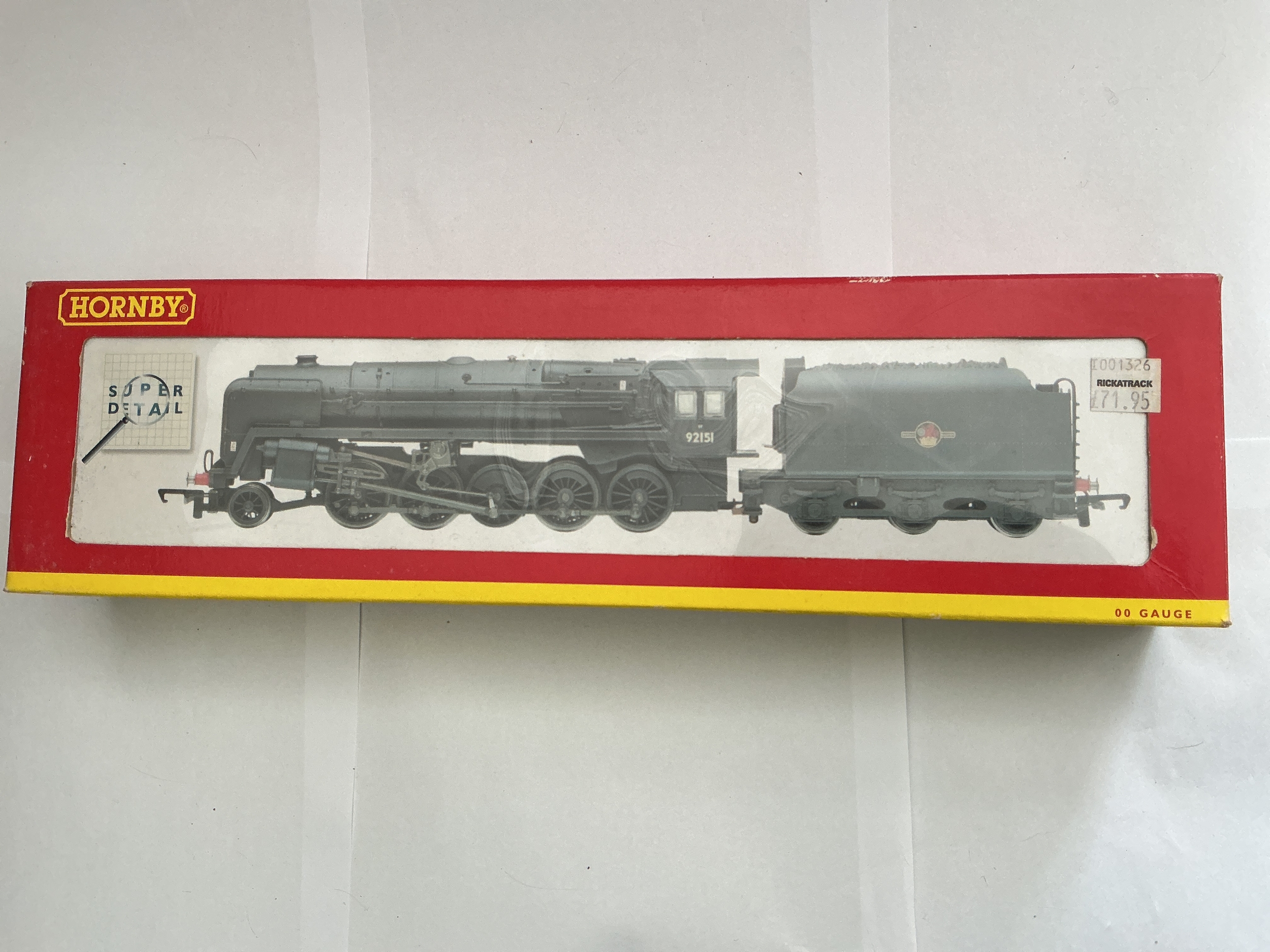 A Boxed Hornby Super Detail Class 9F 00 Gauge Locomotive. #R2200. No Reserve. 