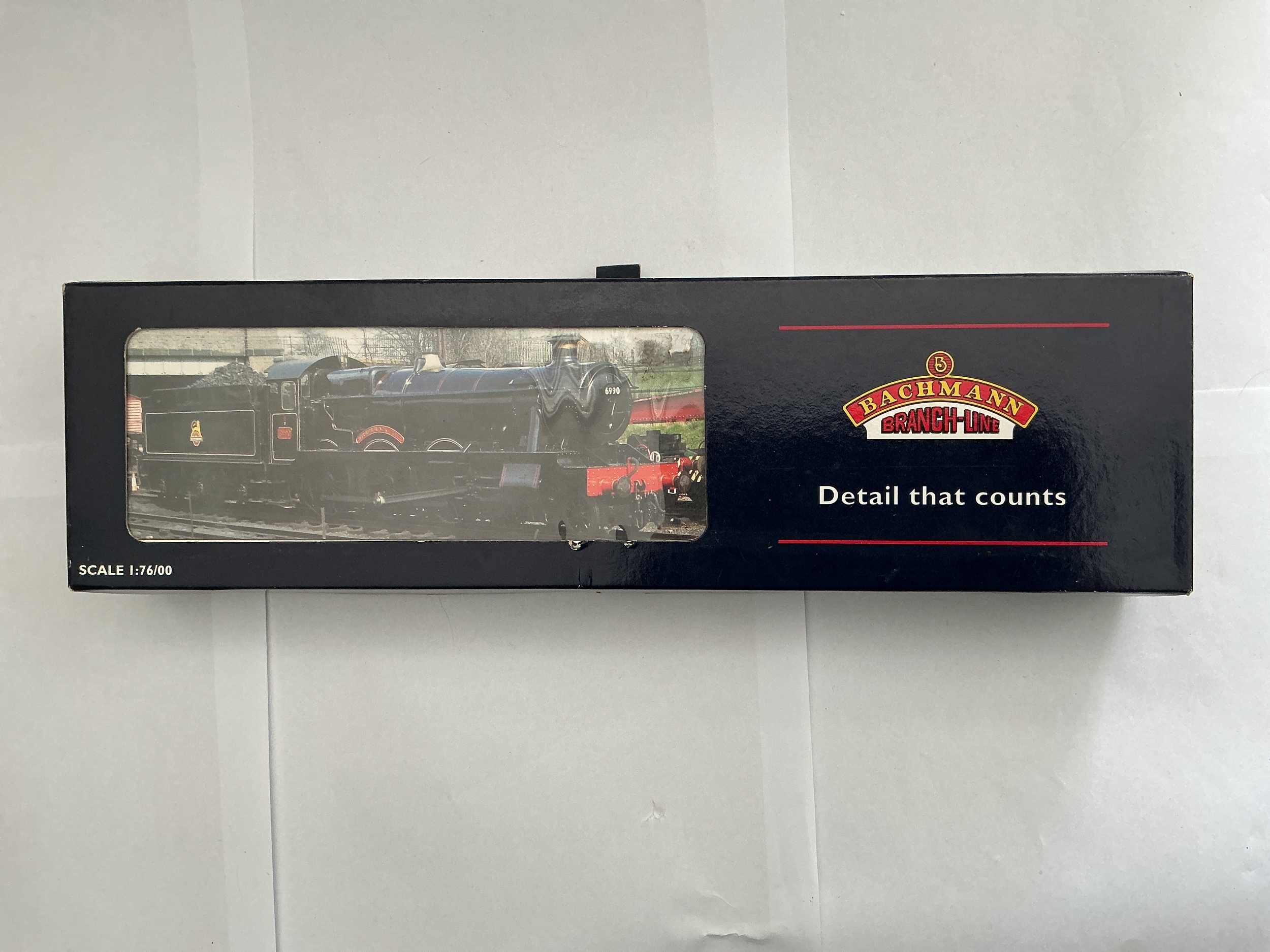 A Boxed Bachmann Branch-line Modified Hall 7915 Mere Hall 4-6-0 00 Gauge Locomotive. 31-776. No Reserve.