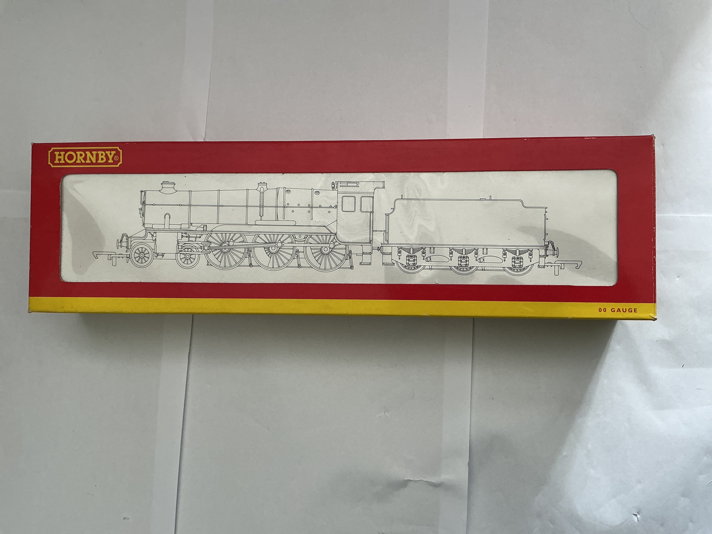 A Boxed Hornby BR 4-6-0 County Class County of Northampton 00 Gauge Locomotive. #R2174. No Reserve.