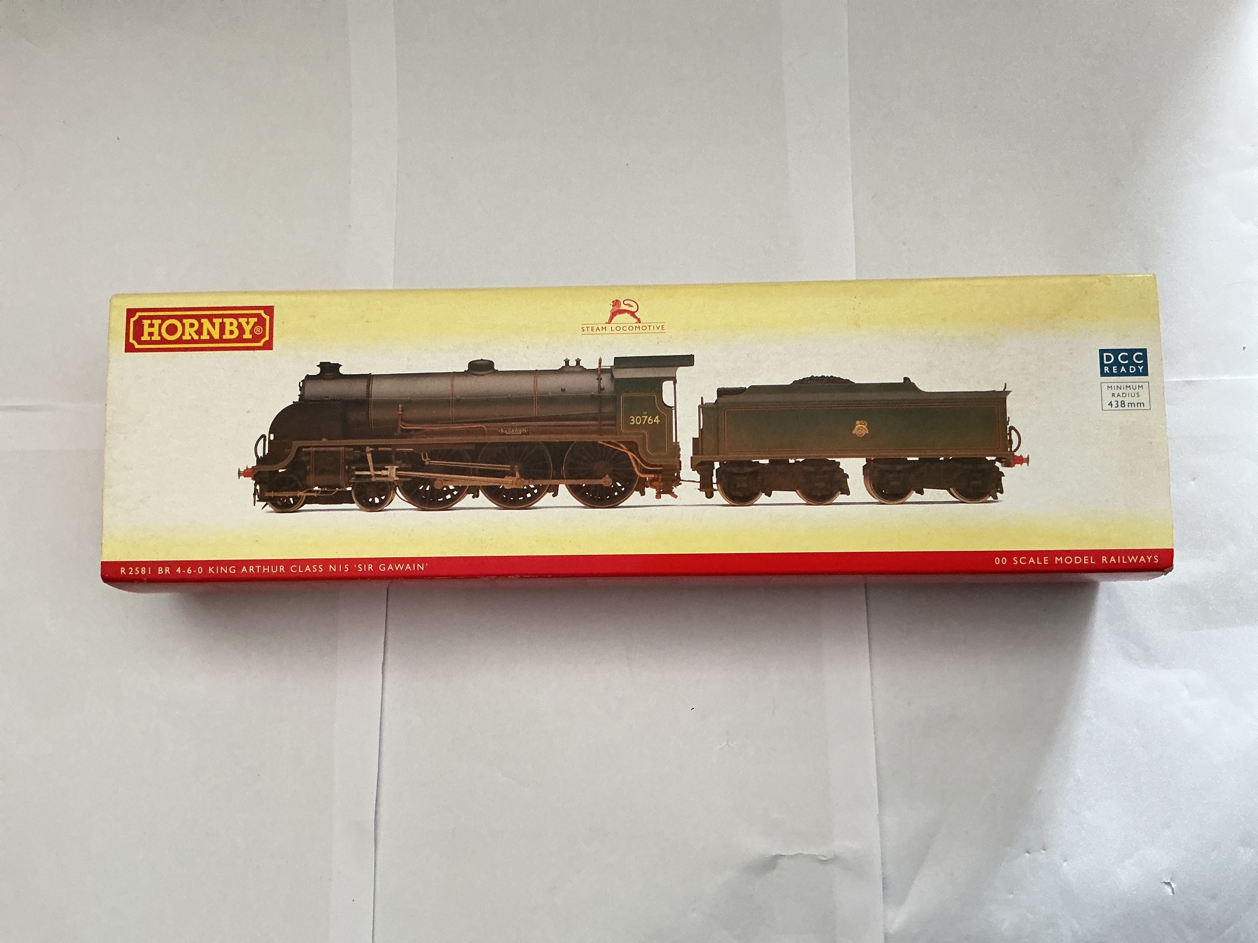 A Boxed Hornby BR 4-6-0 Class N15 30764 Sir Gawain Weathered Edition 00 Gauge Locomotive. #R2581 DCC. No Reserve.