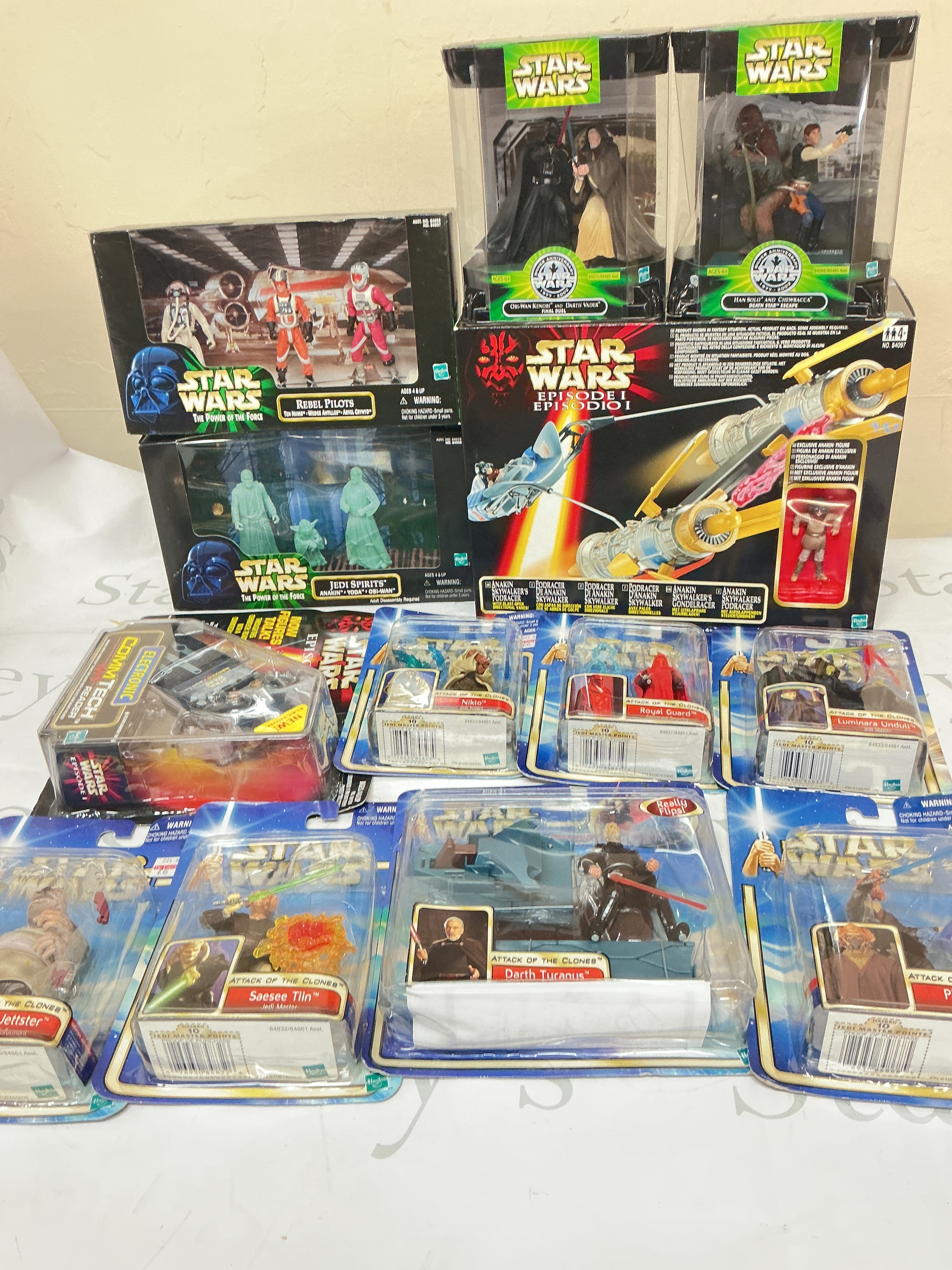 A Collection Of Modern Carded Star Wars Figures. No Reserve. (2)