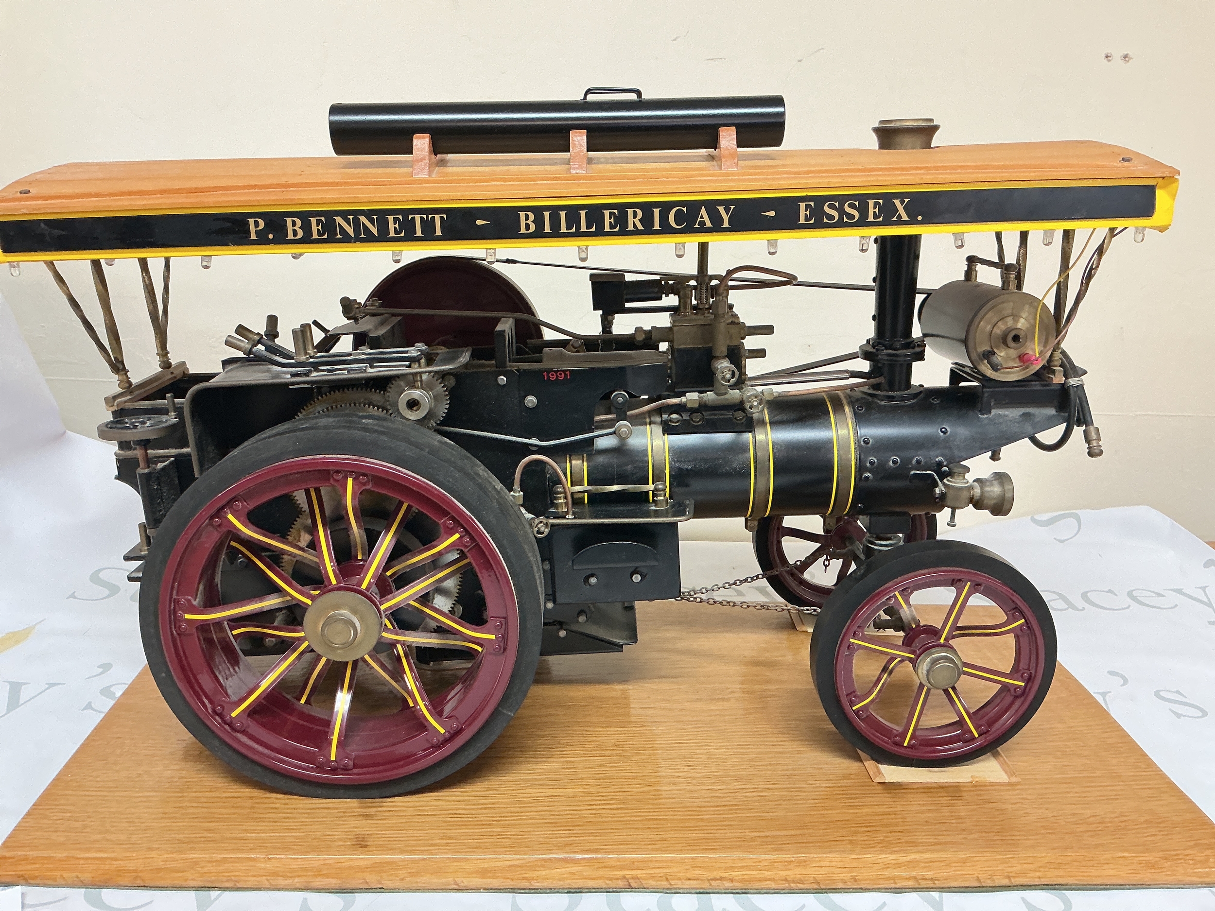 A Markie Tony Pearce Designs Live Steam Model Of A Showman's Traction Engine, With Certificates And Manuals.